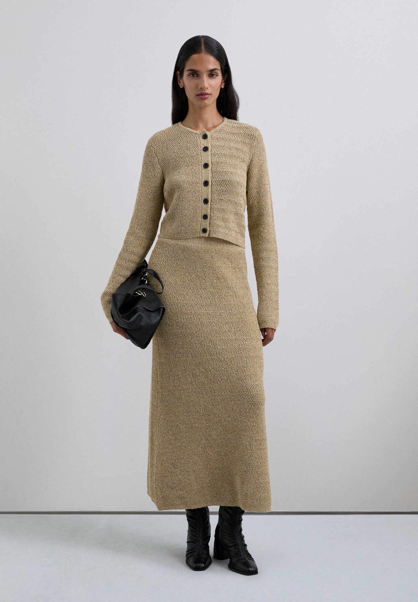 CARDIGAN DE MALHA COM CONTRASTE