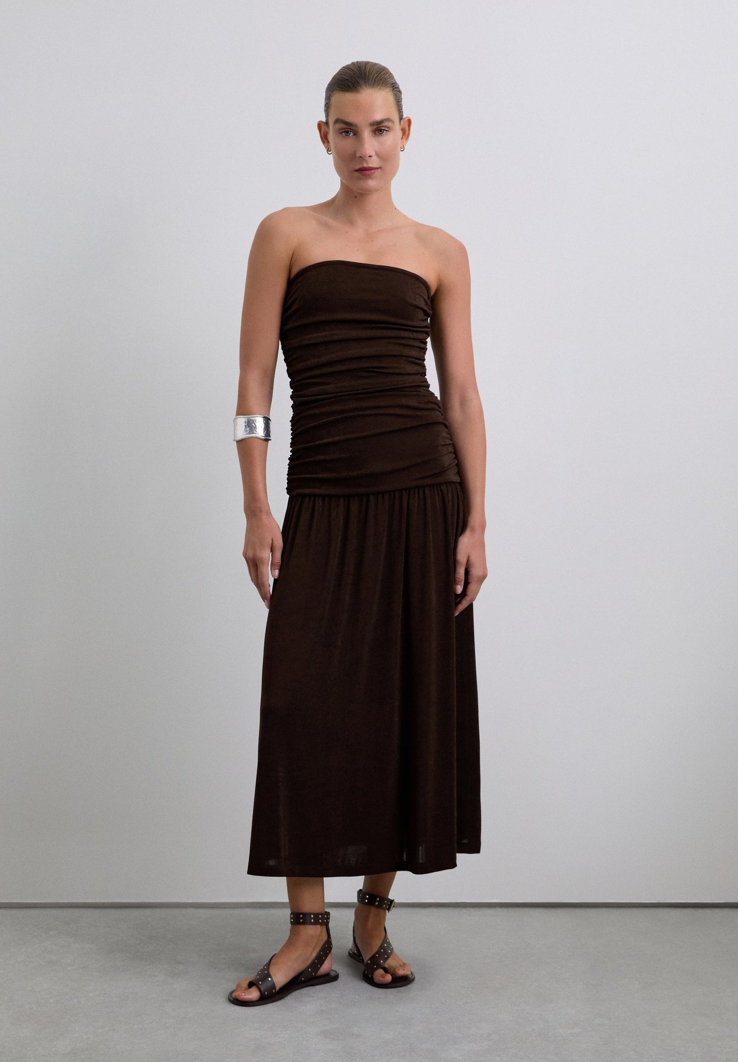 VESTIDO DE MALHA COM FRANZIDOS