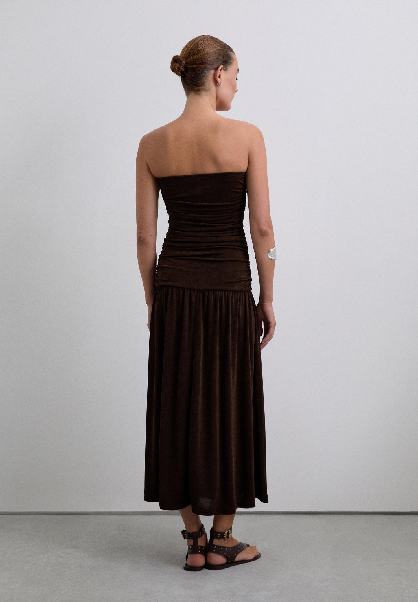 VESTIDO DE MALHA COM FRANZIDOS