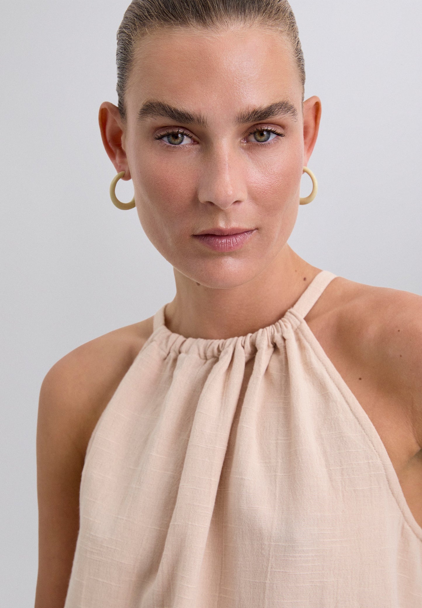 TOP COM PORMENOR DE FRANJAS