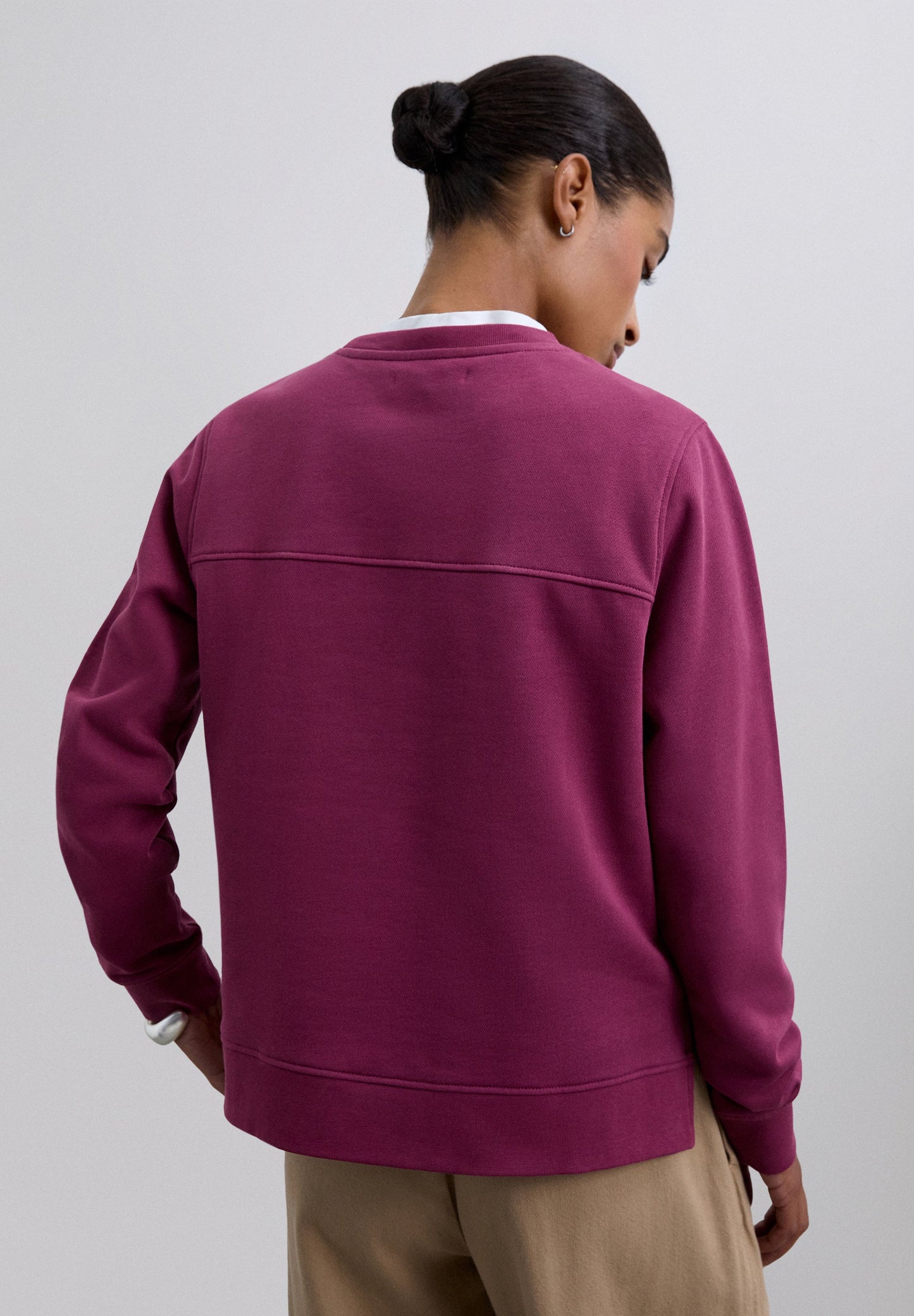 SWEATSHIRT BÁSICA COM SKULL