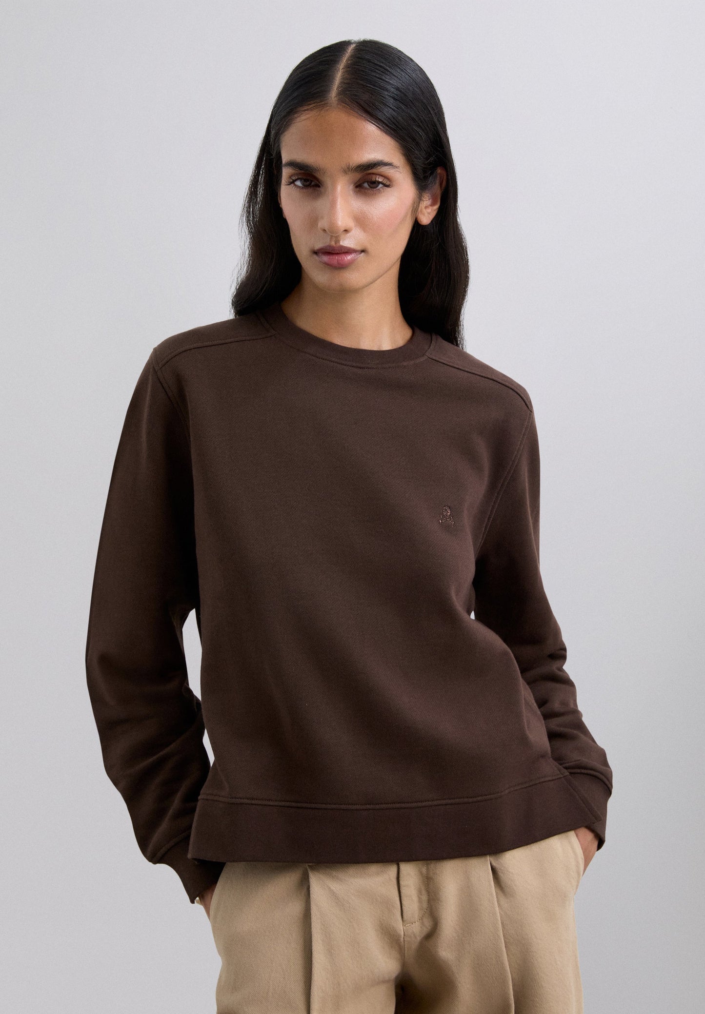 SWEATSHIRT BÁSICA COM SKULL