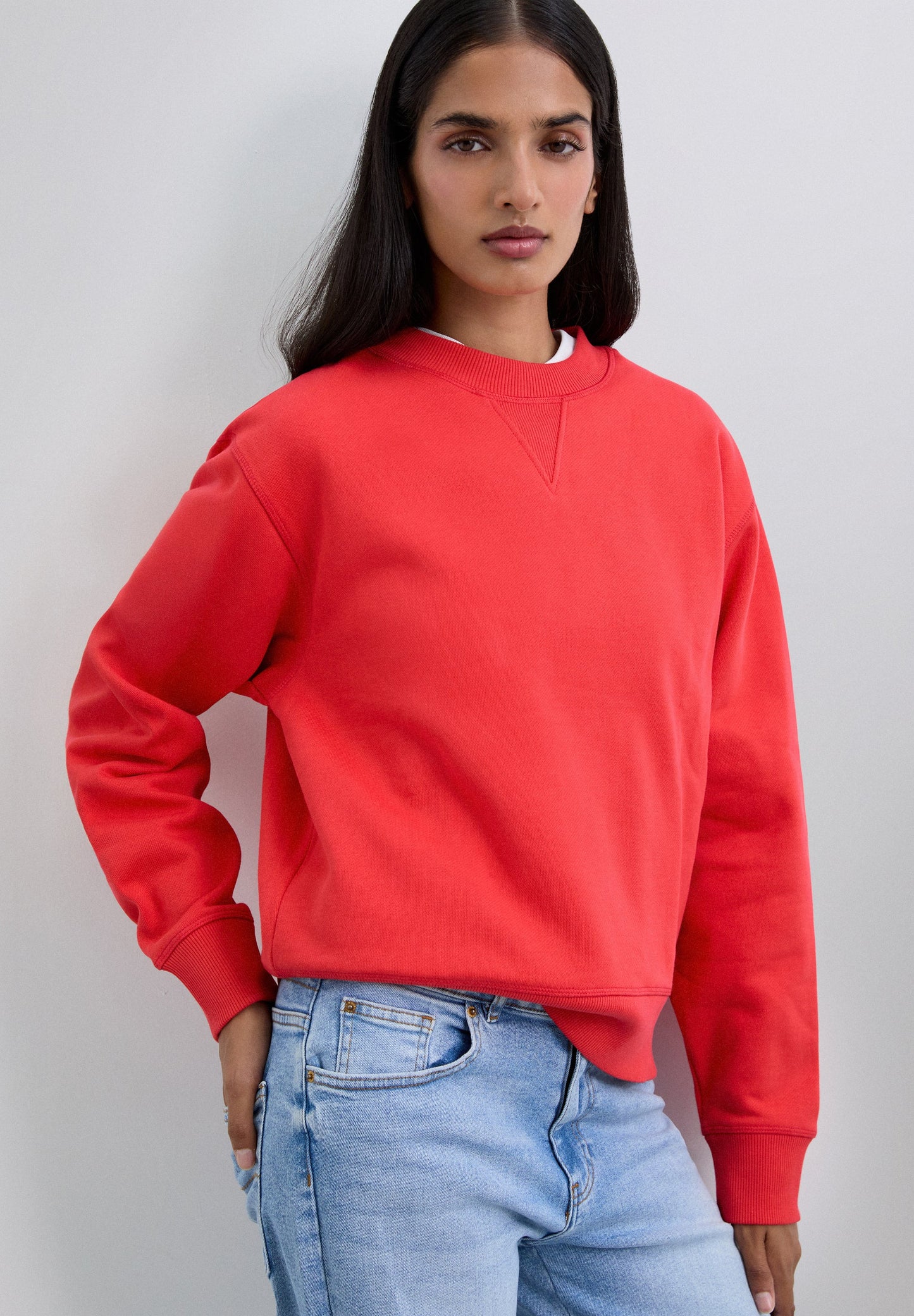 SWEATSHIRT COM SKULL ATRÁS EM GLITTER