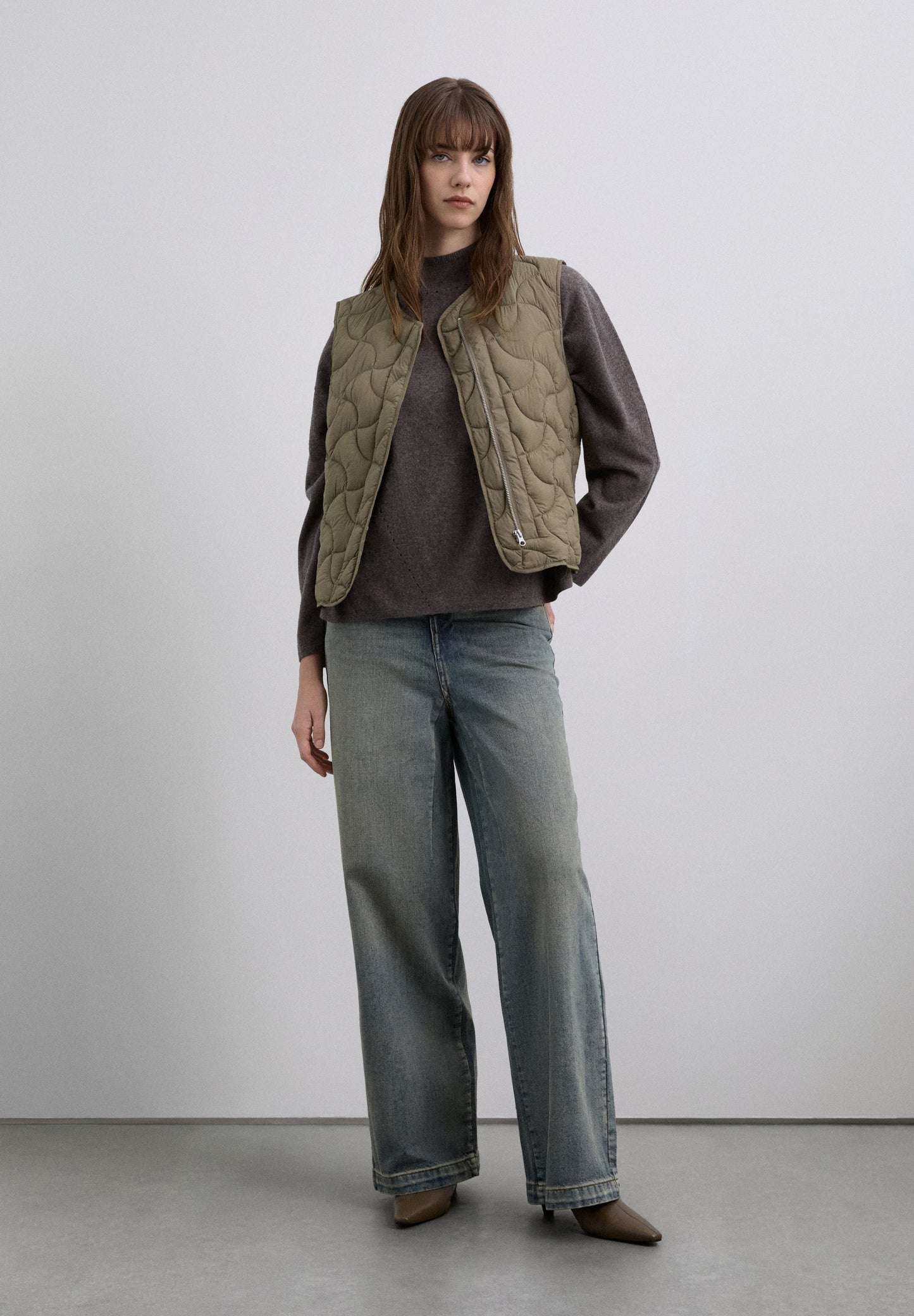 COLETE ACOLCHOADO REGULAR FIT