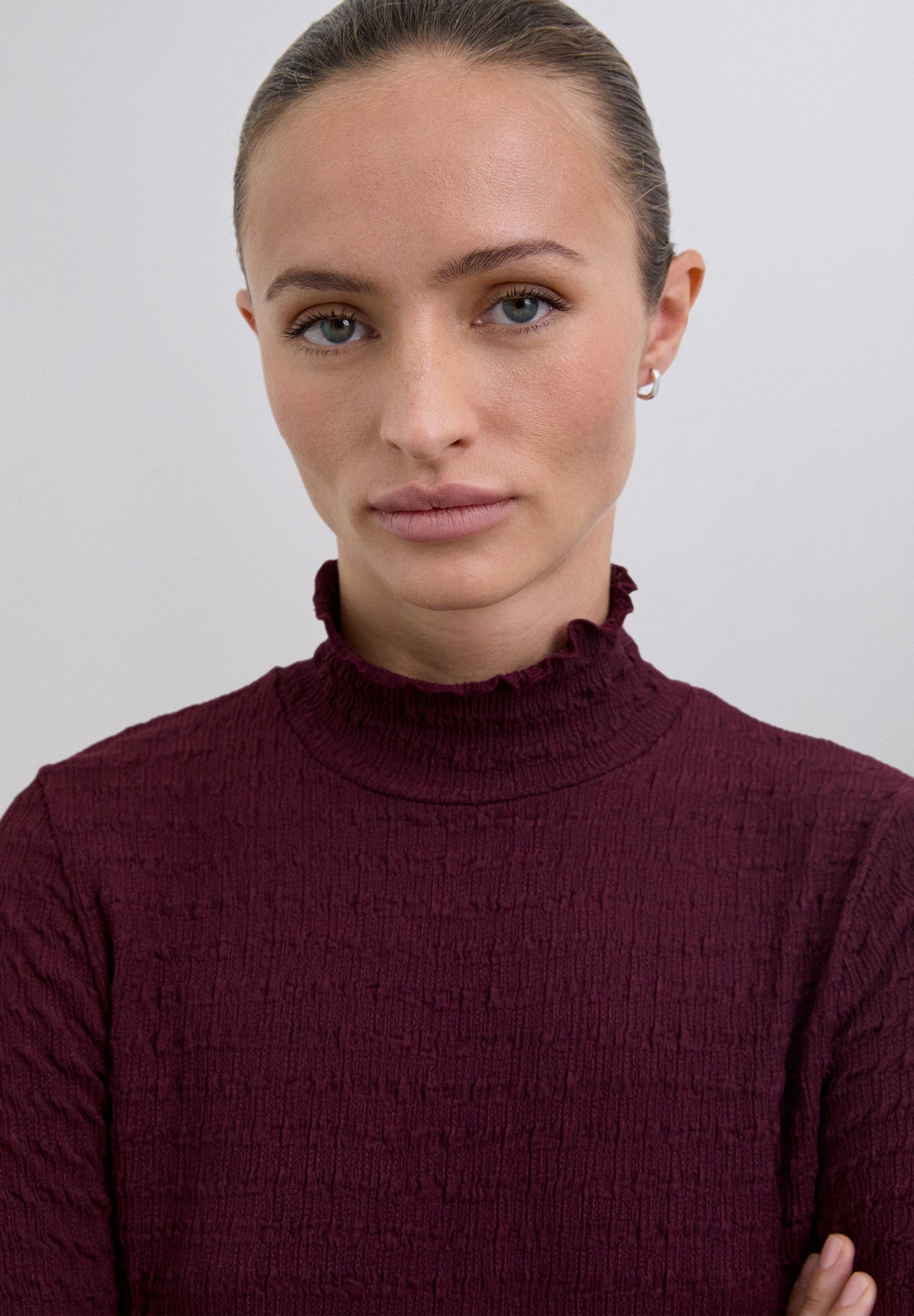 TOP DE GOLA ALTA COM ESTRUTURA