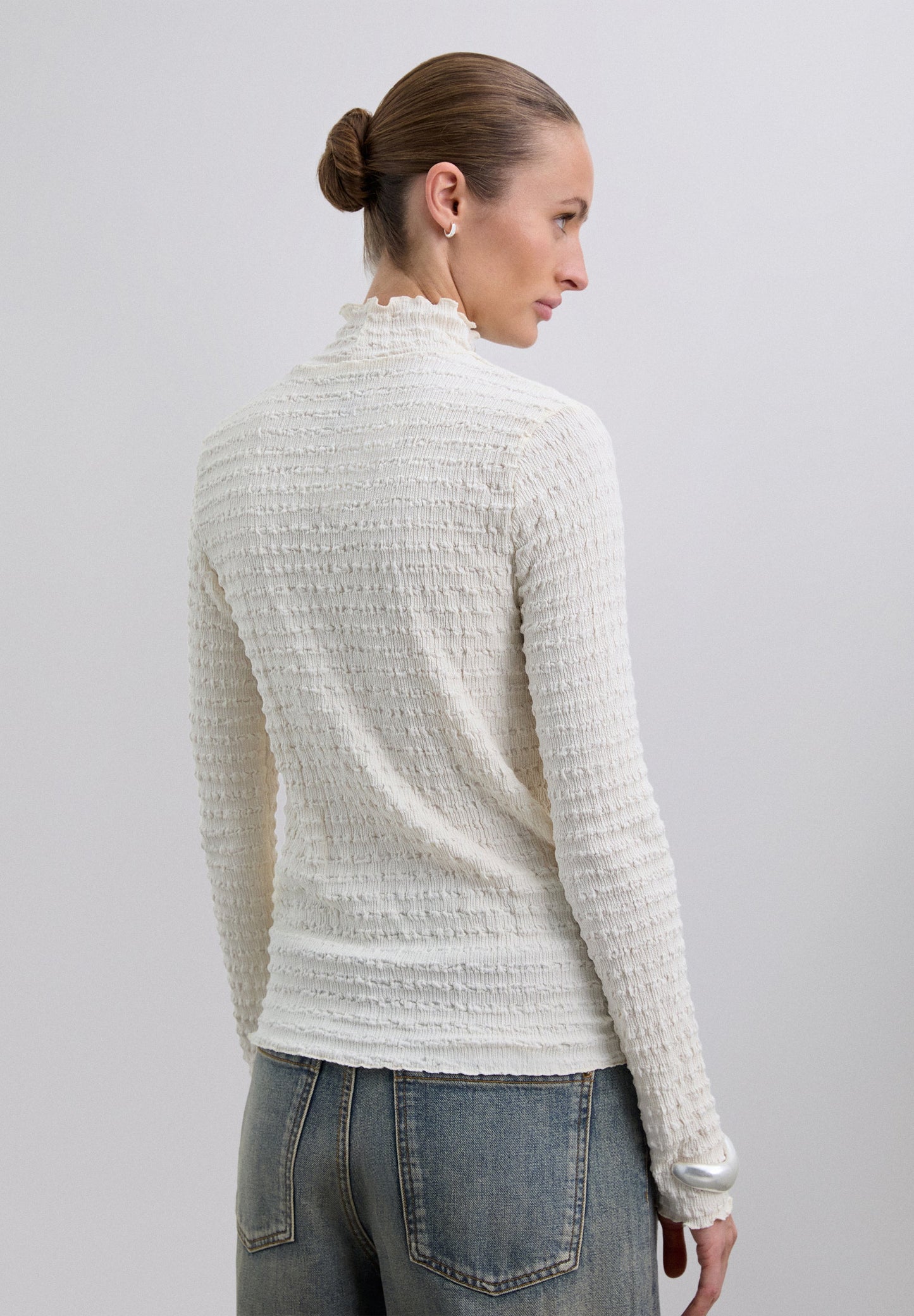 TOP DE GOLA ALTA COM ESTRUTURA