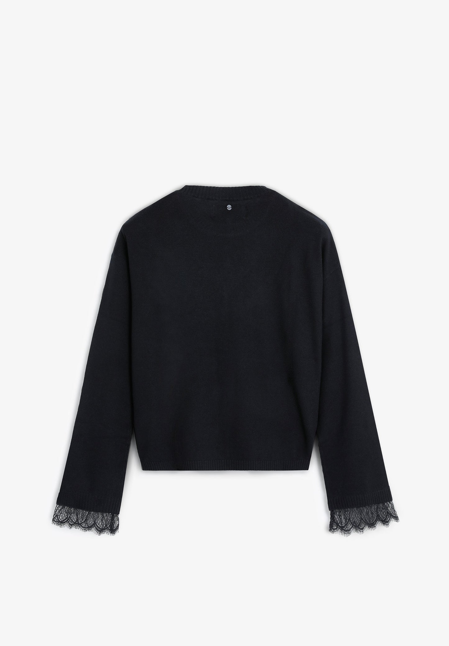 SWEATER COM PORMENORES DE RENDA