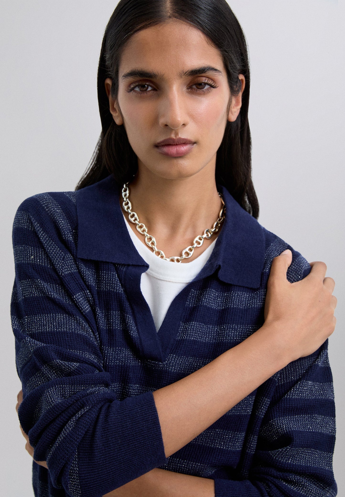 SWEATER CAMISA POLO ÀS RISCAS METALIZADA