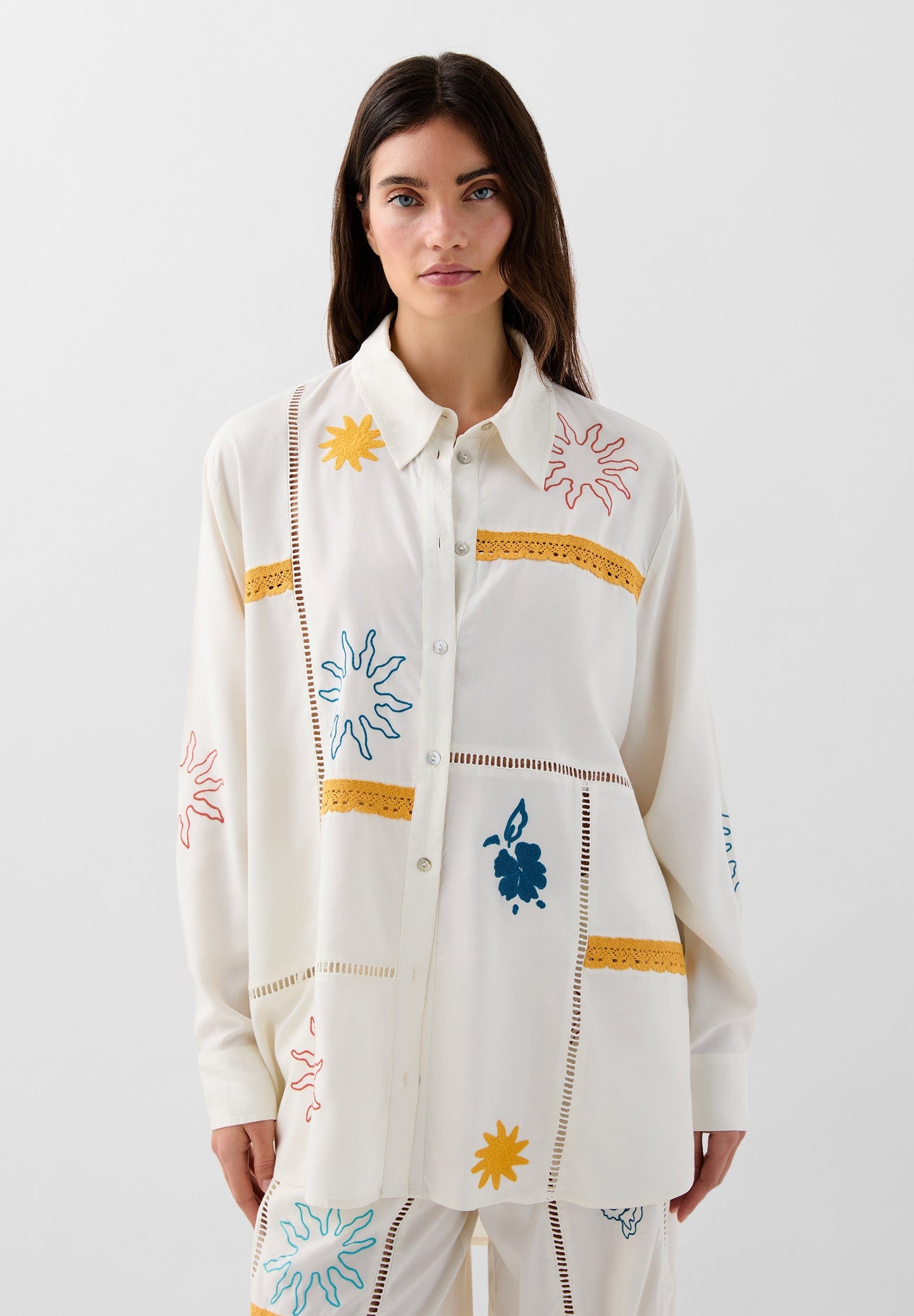 CAMISA RELAXED BORDADA