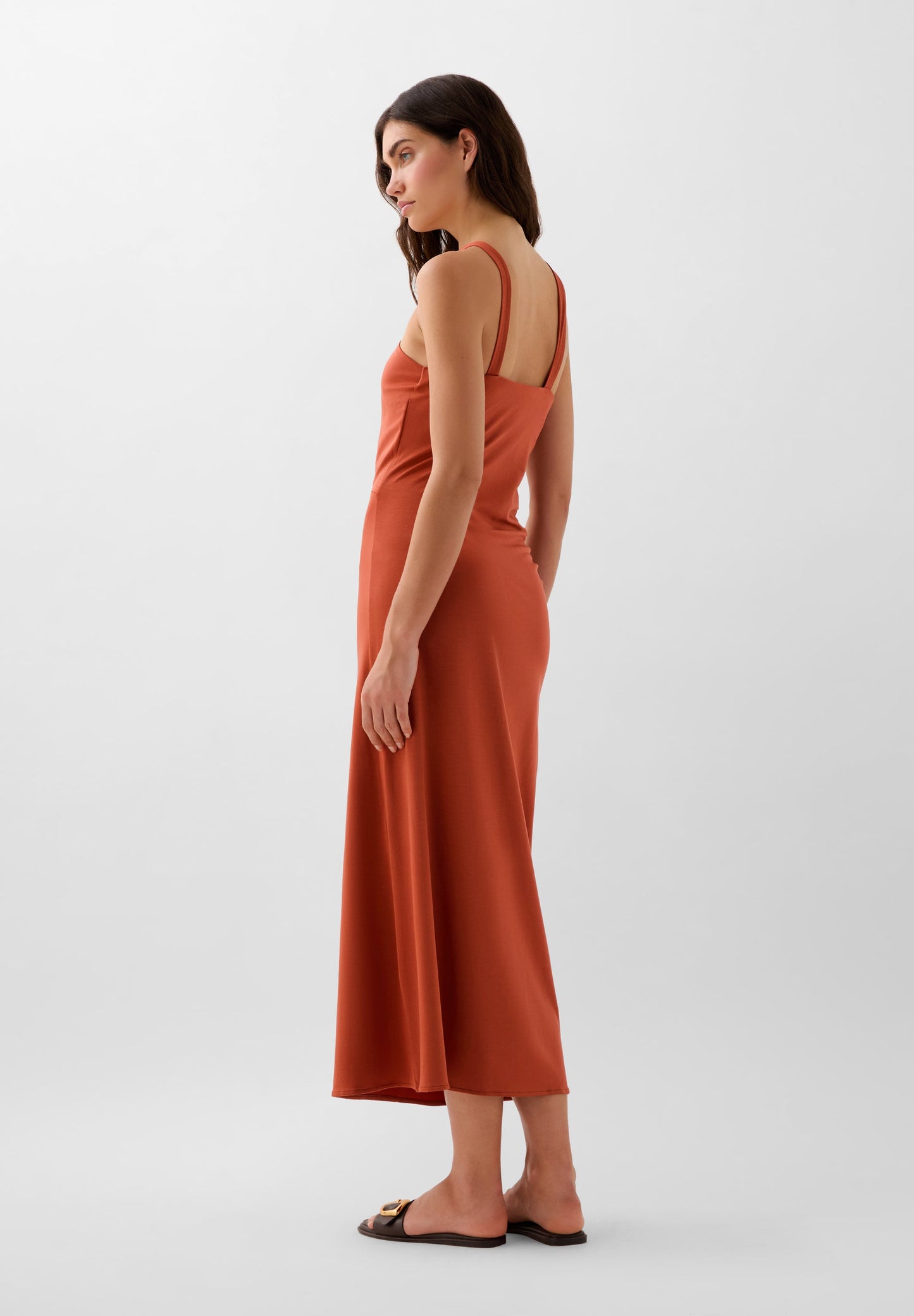 VESTIDO MIDI ASSIMÉTRICO | ROBIN X SCALPERS