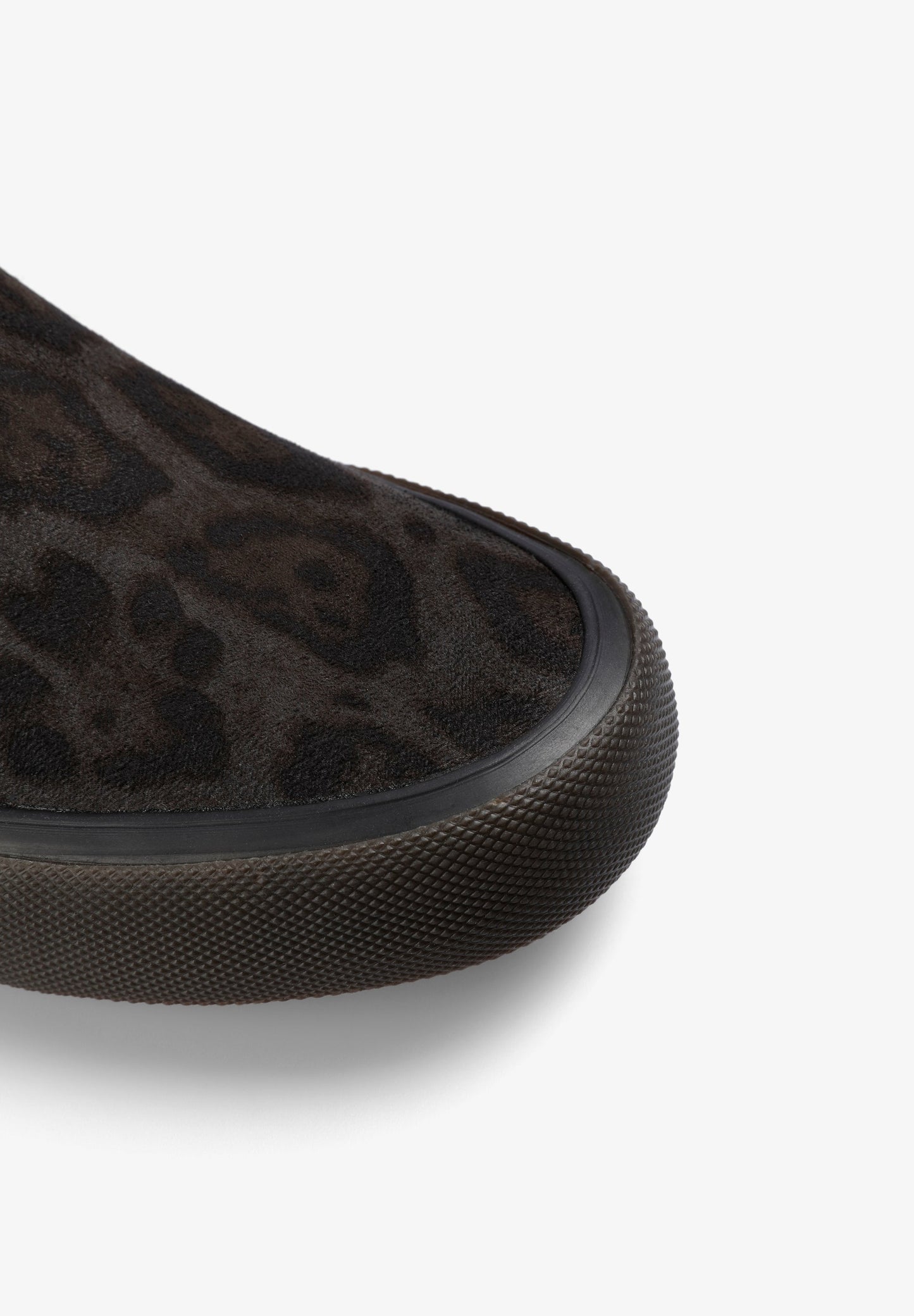 SAPATILHA SLIP-ON COM ESTAMPADO ANIMAL