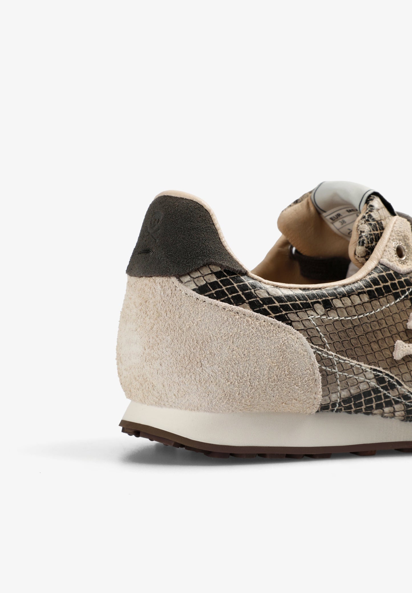 SAPATILHAS RÉTRO COM ESTAMPADO ANIMAL