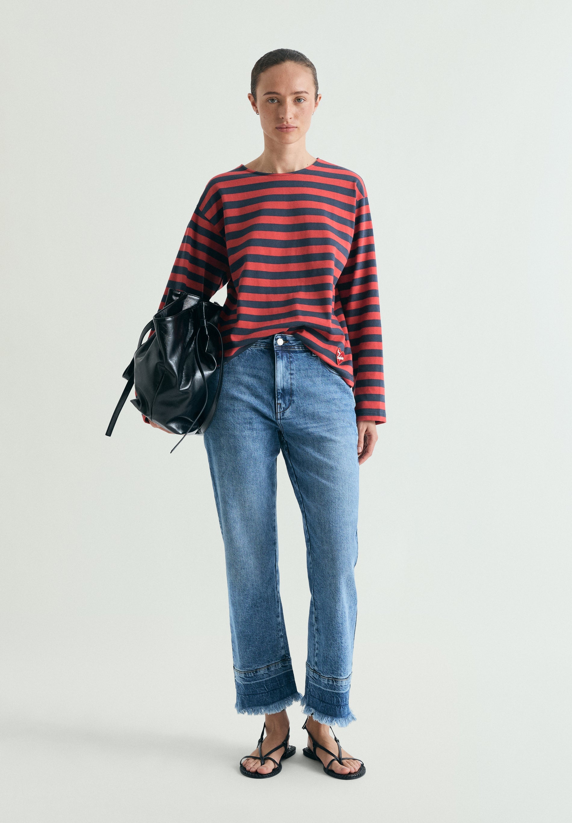 JEANS EFEITO DESBOTADO DESFIADOS