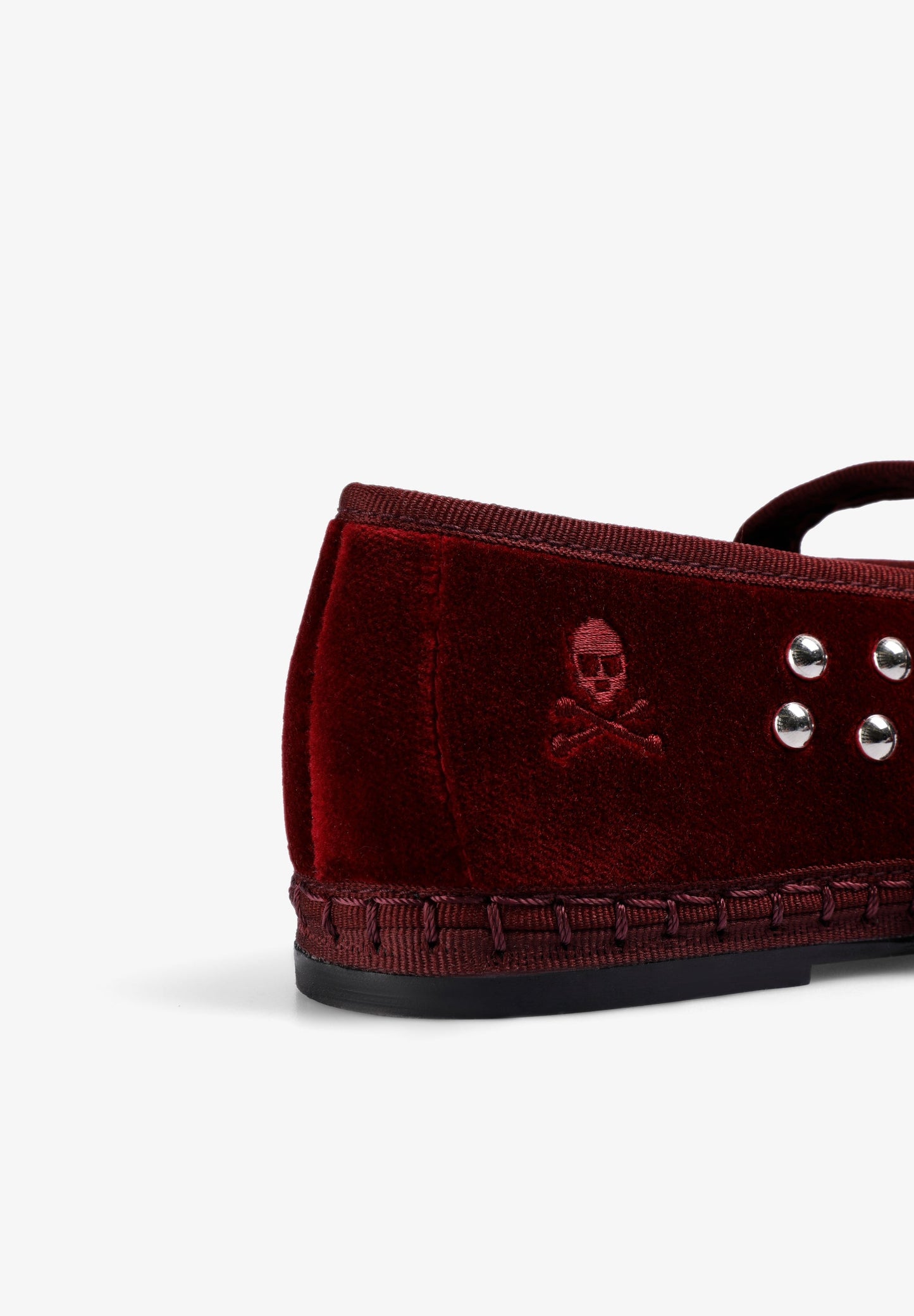 SLIPPER SCSTUDSSTRAP
