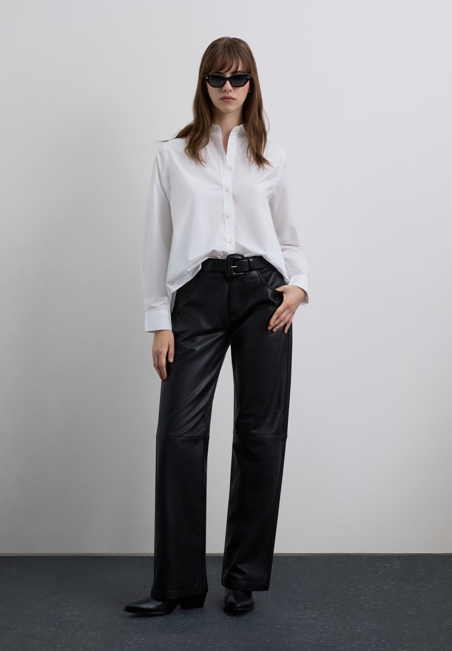 CAMISA CLÁSSICA EM ALGODÃO