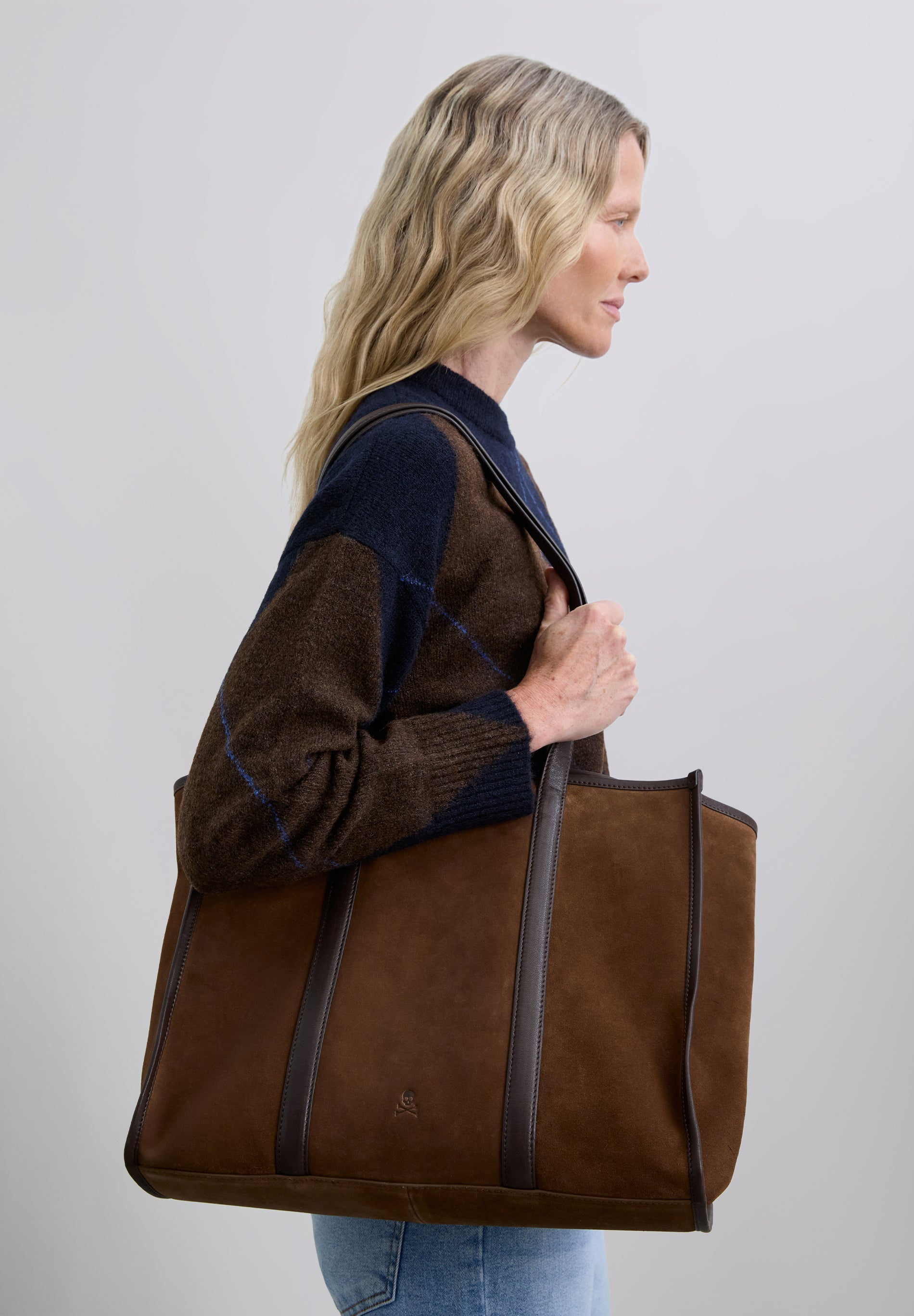 BOLSA SHOPPER DE CAMURÇA EM CONTRASTE