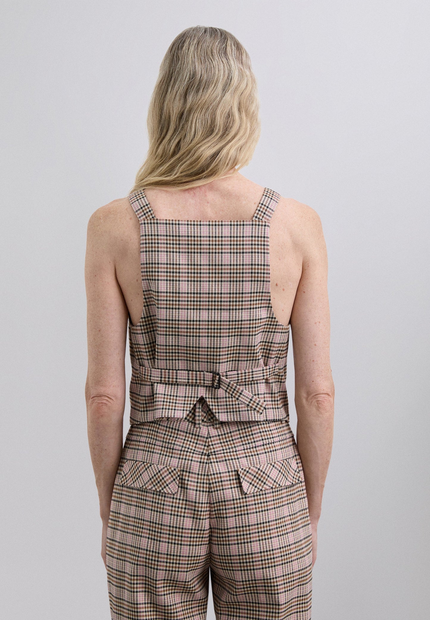 COLETE XADREZ COM ALÇAS