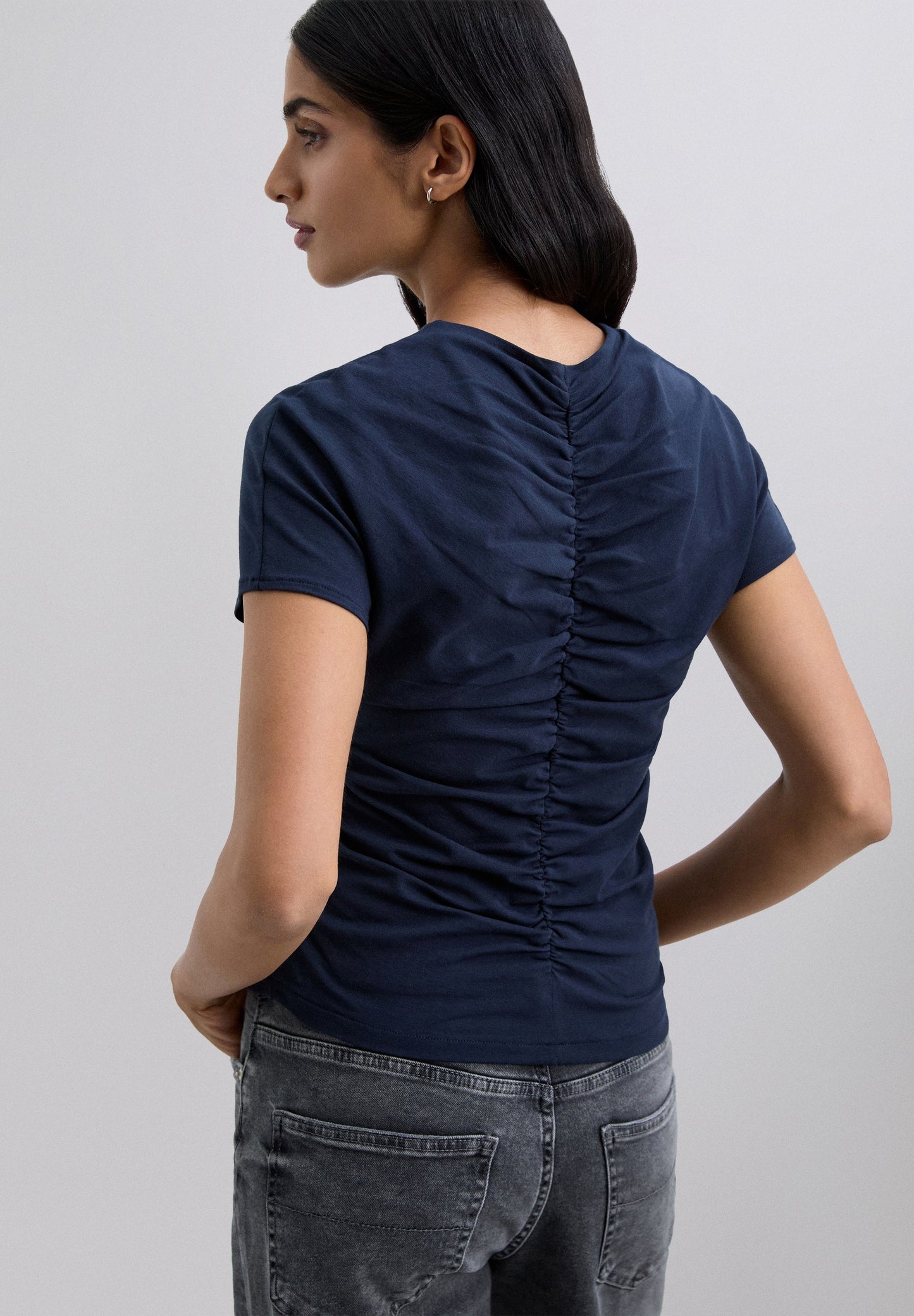 TOP COM PORMENOR DE FRANZIDO