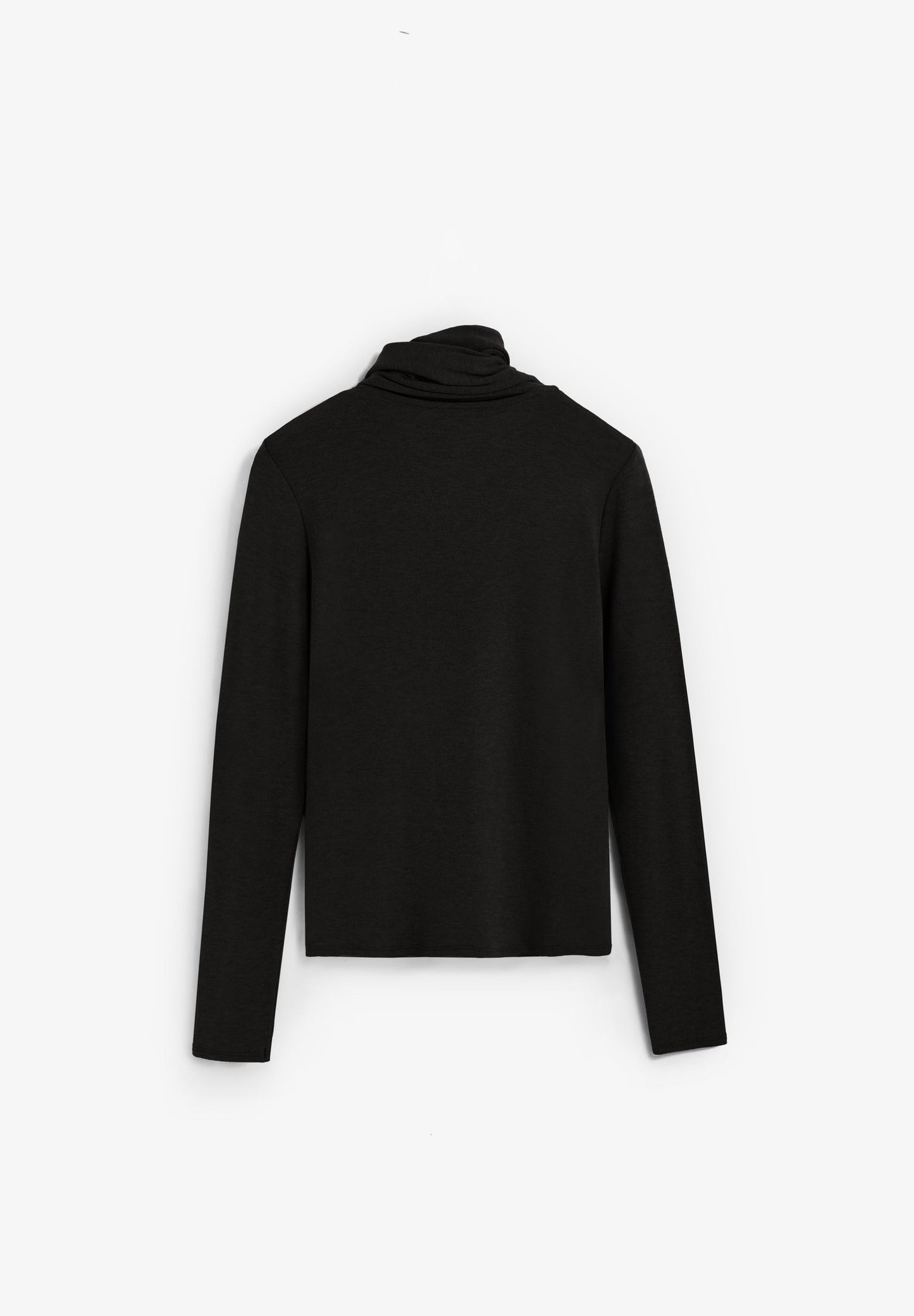 T-SHIRT DE GOLA ENROLADA COM LAÇO