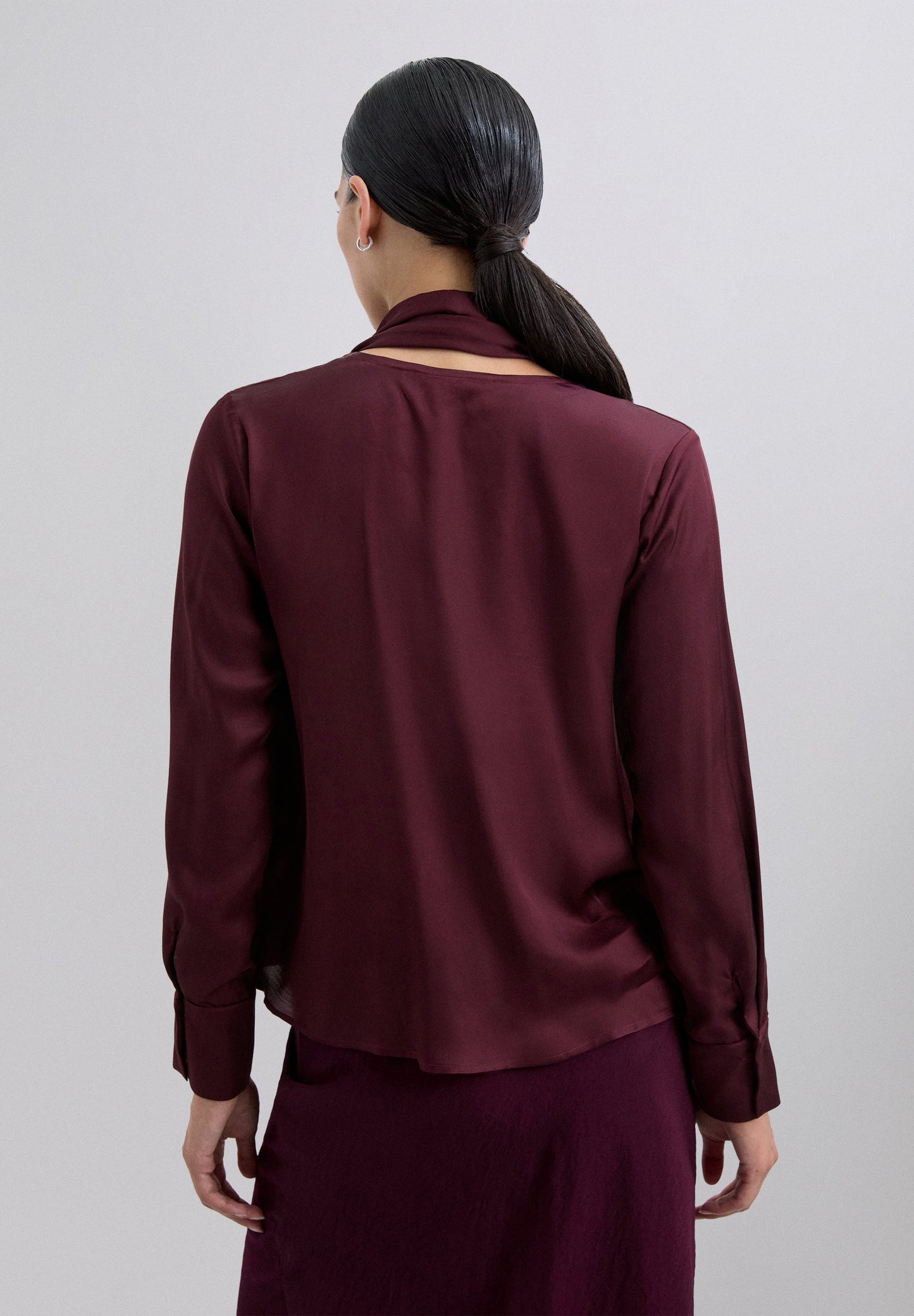 BLUSA DE CETIM DRAPEADA