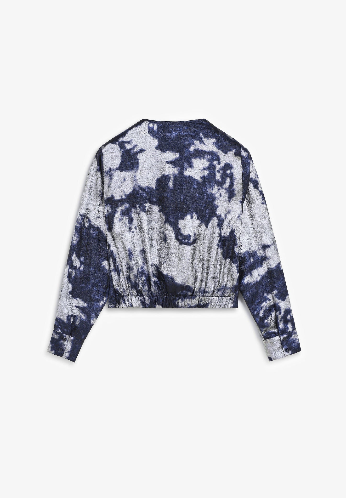 BLUSA TIE-DYE COM PORMENORES METALIZADOS