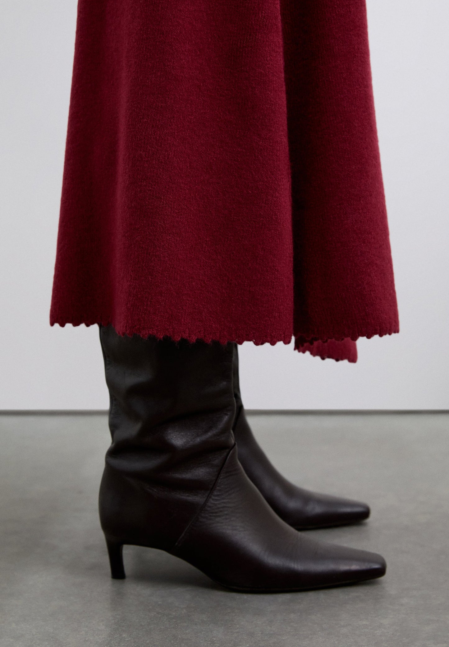 SAIA ASSIMÉTRICA ACABAMENTO ESPECIAL