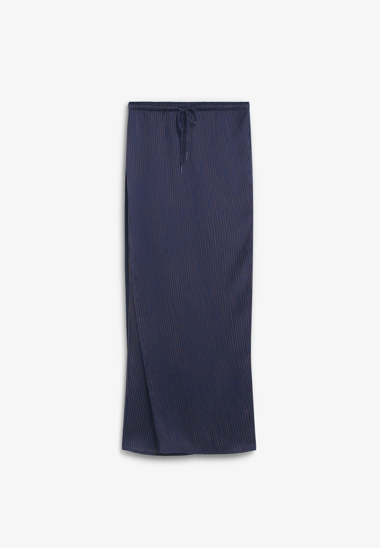 SAIA COMPRIDA RISCA DIPLOMÁTICA