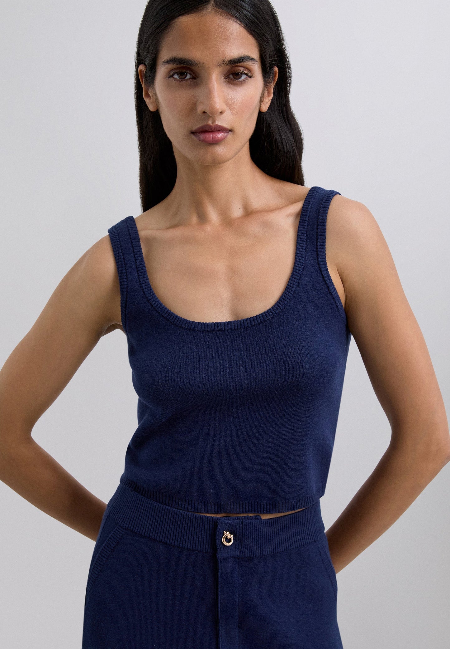 TOP CROPPED DE MALHA