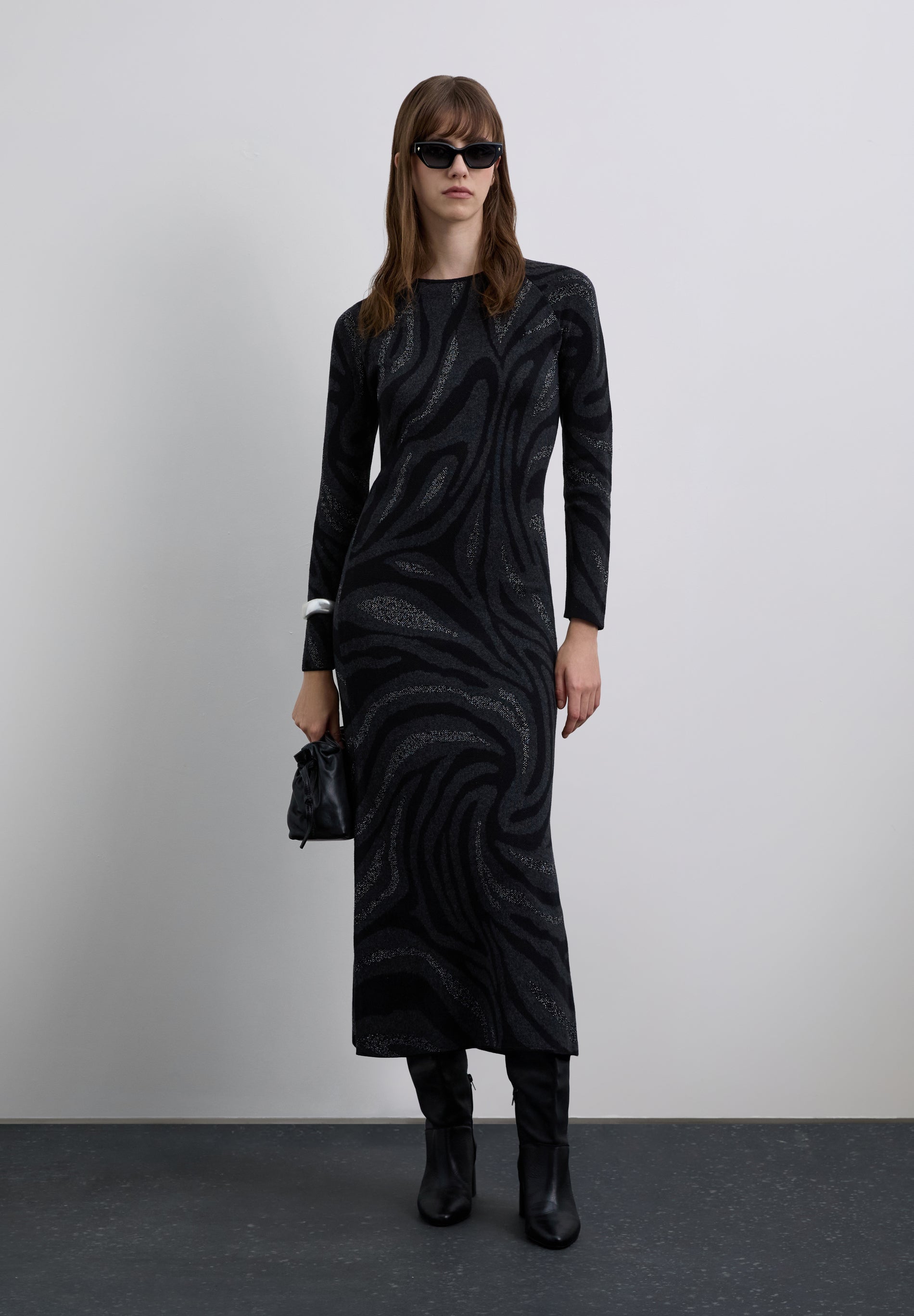 VESTIDO COMPRIDO MALHA COM PADRÃO