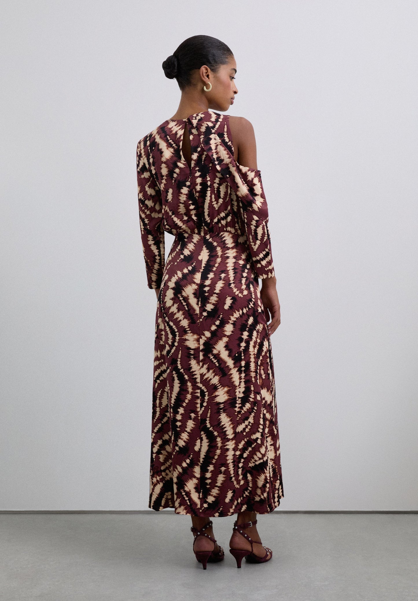 VESTIDO ASSIMÉTRICO TIE-DYE