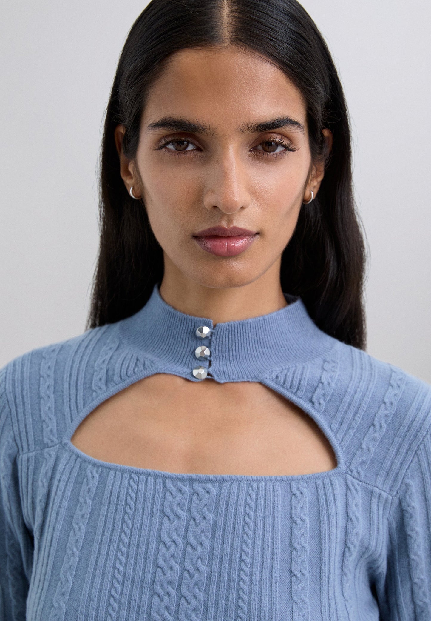 SWEATER EM MALHA DE CABO COM ABERTURA