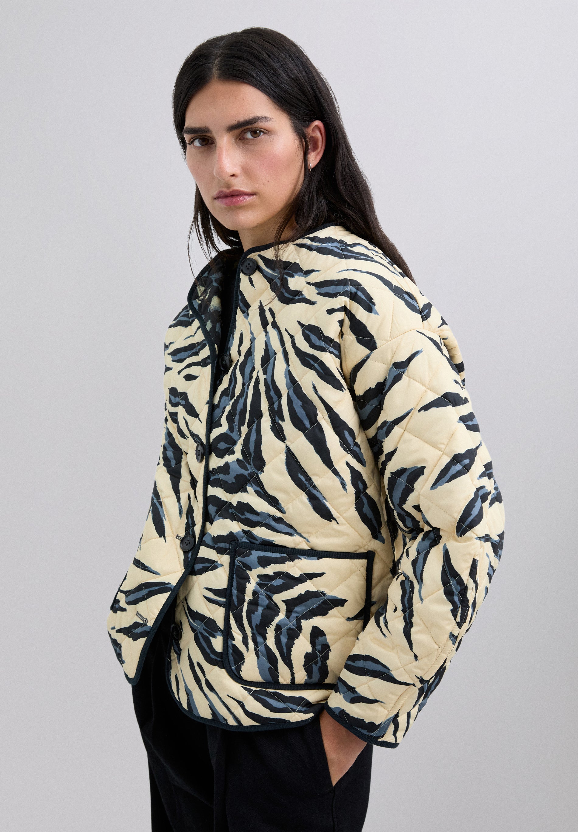 CARDIGAN REVERSÍVEL ESTAMPADO ANIMAL