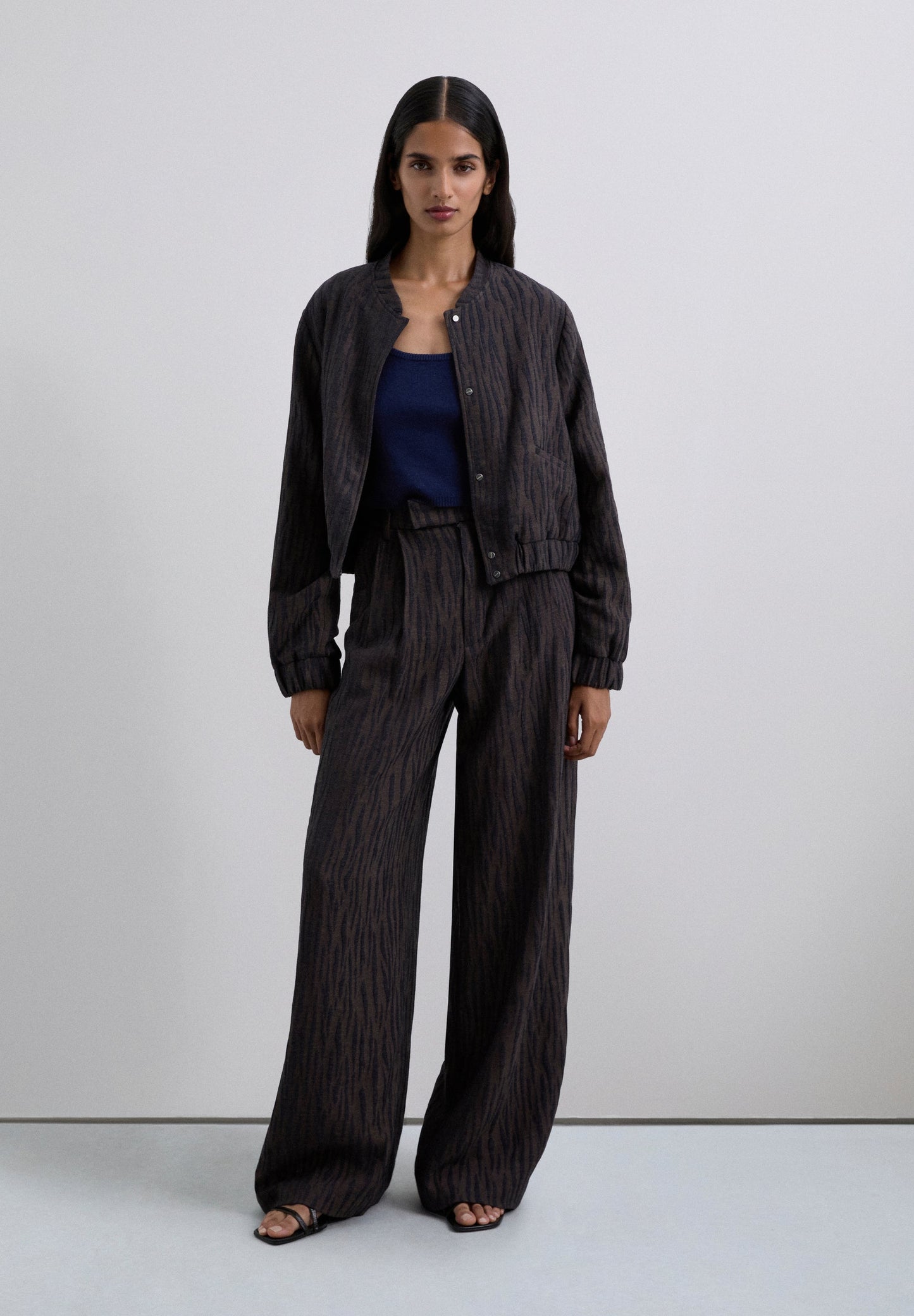 CARDIGAN BOMBER ESTAMPADO ANIMAL