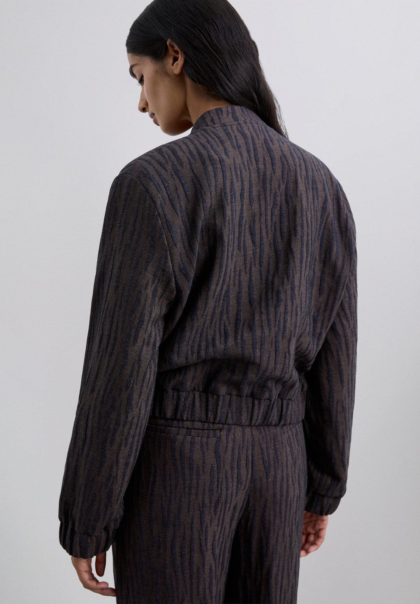 CARDIGAN BOMBER ESTAMPADO ANIMAL