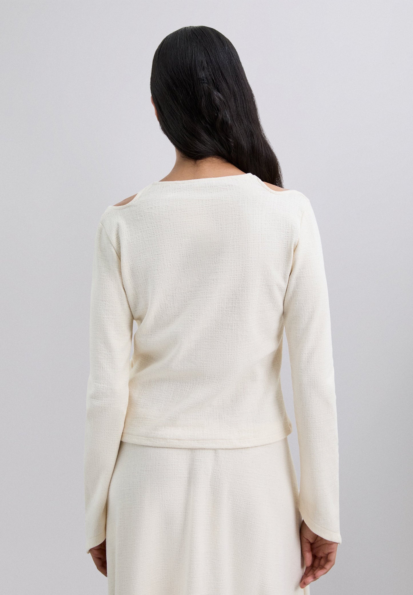 T-SHIRT DE MANGA COMPRIDA ASSIMÉTRICA