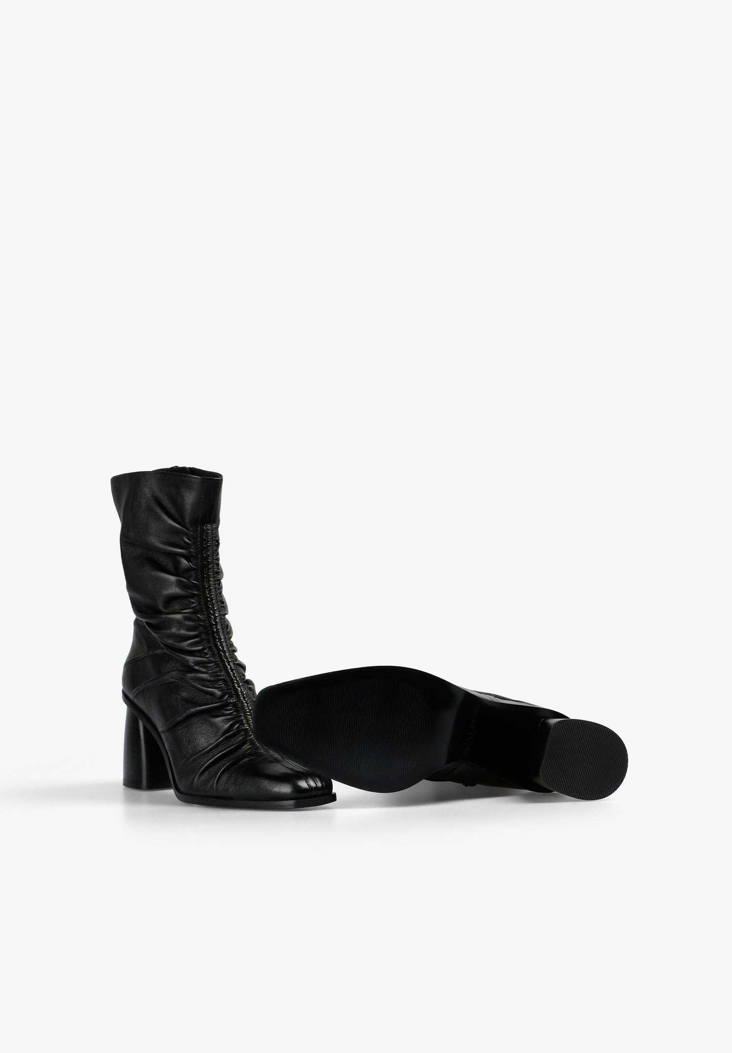 BOTA DE PELE FRANZIDO