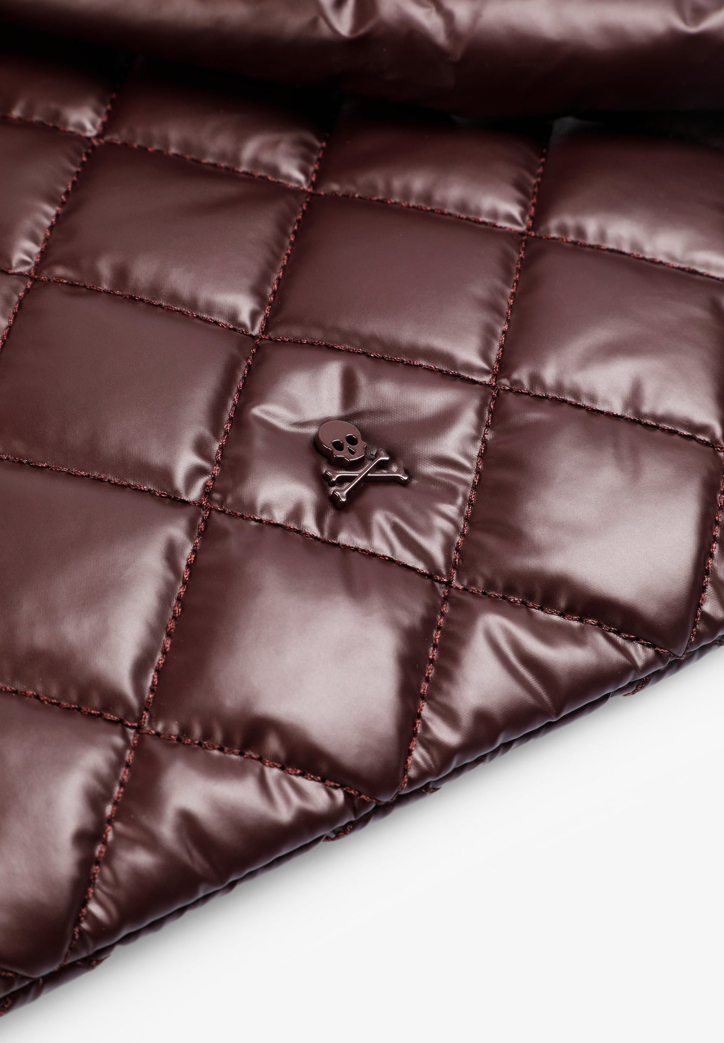 PORTFÓLIO ACOLCHOADO COM SKULL