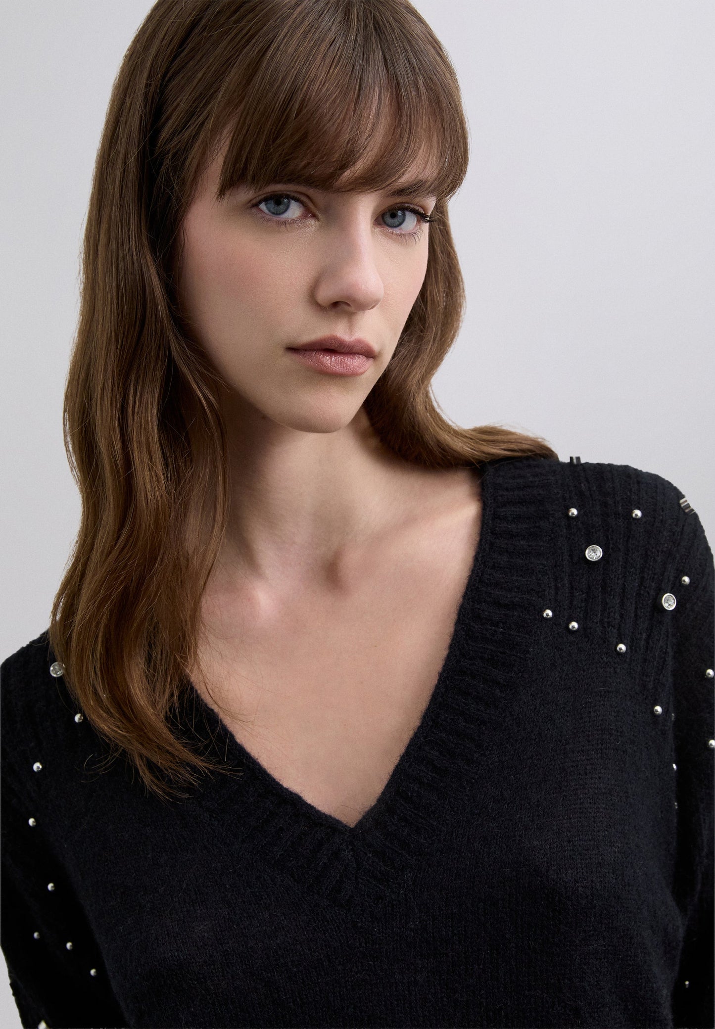 SWEATER PORMENORES TACHAS