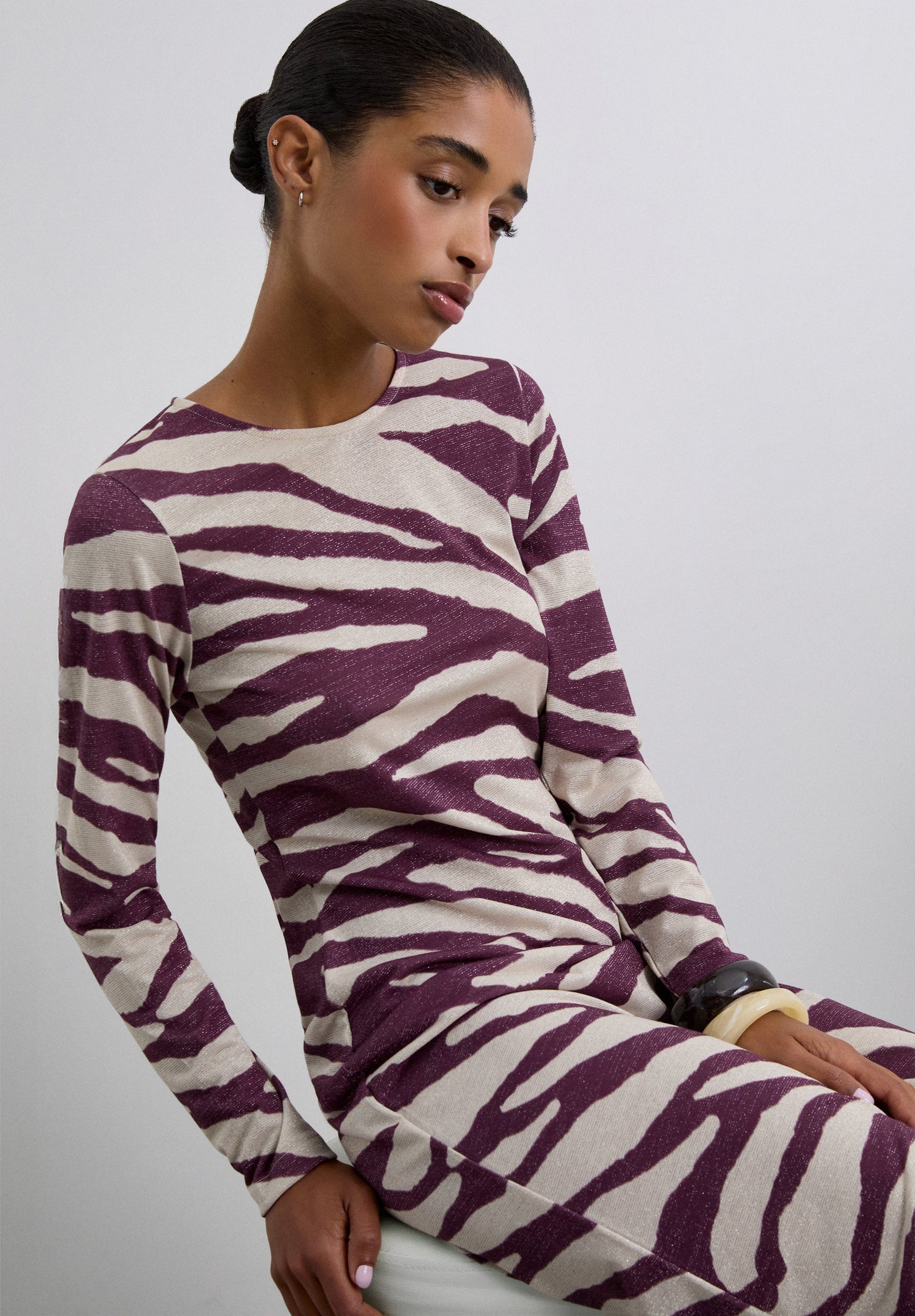 VESTIDO COMPRIDO COM ESTAMPADO ANIMAL