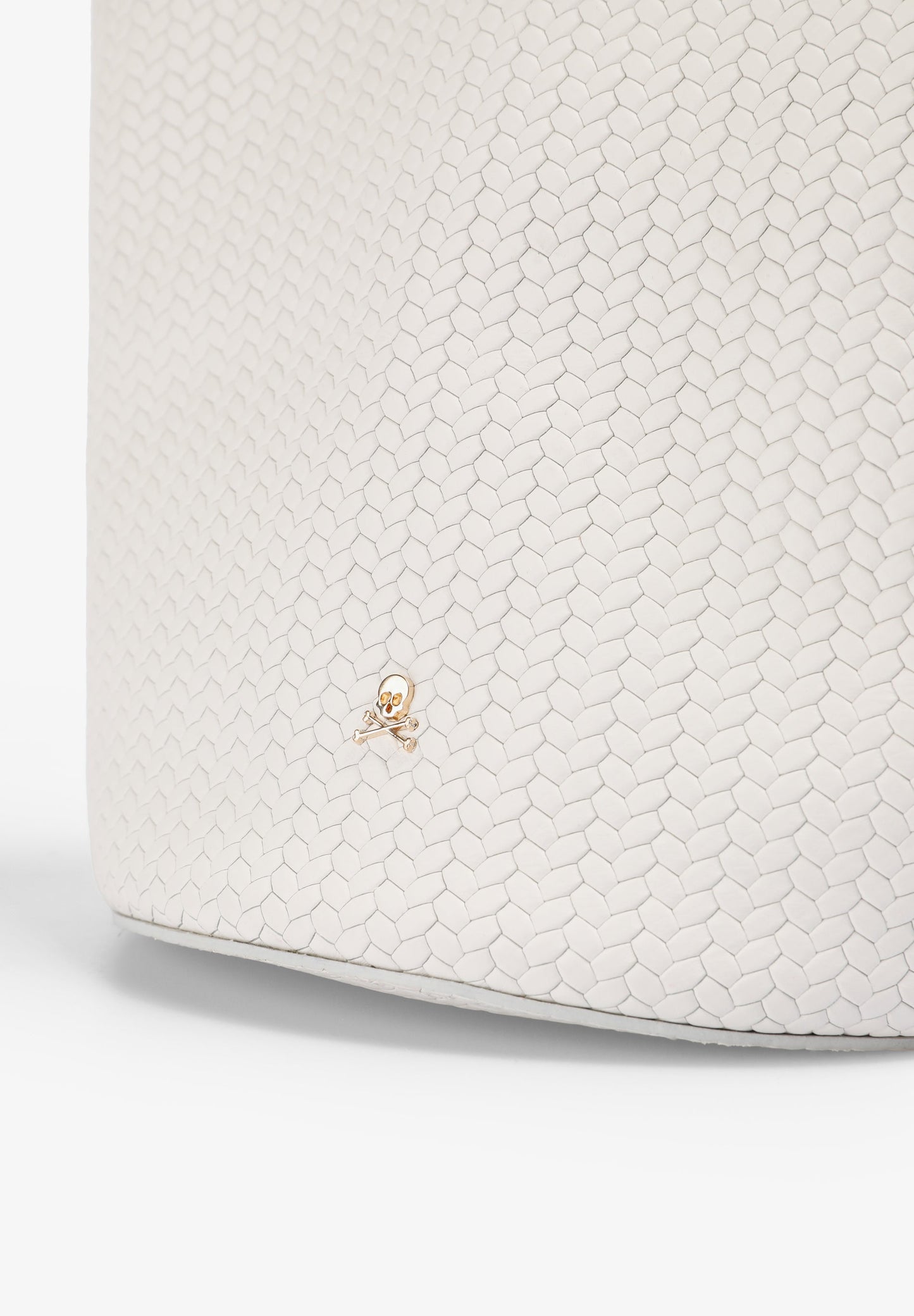 MINI SACO DE BALDE 100% COURO ENTRANÇADO