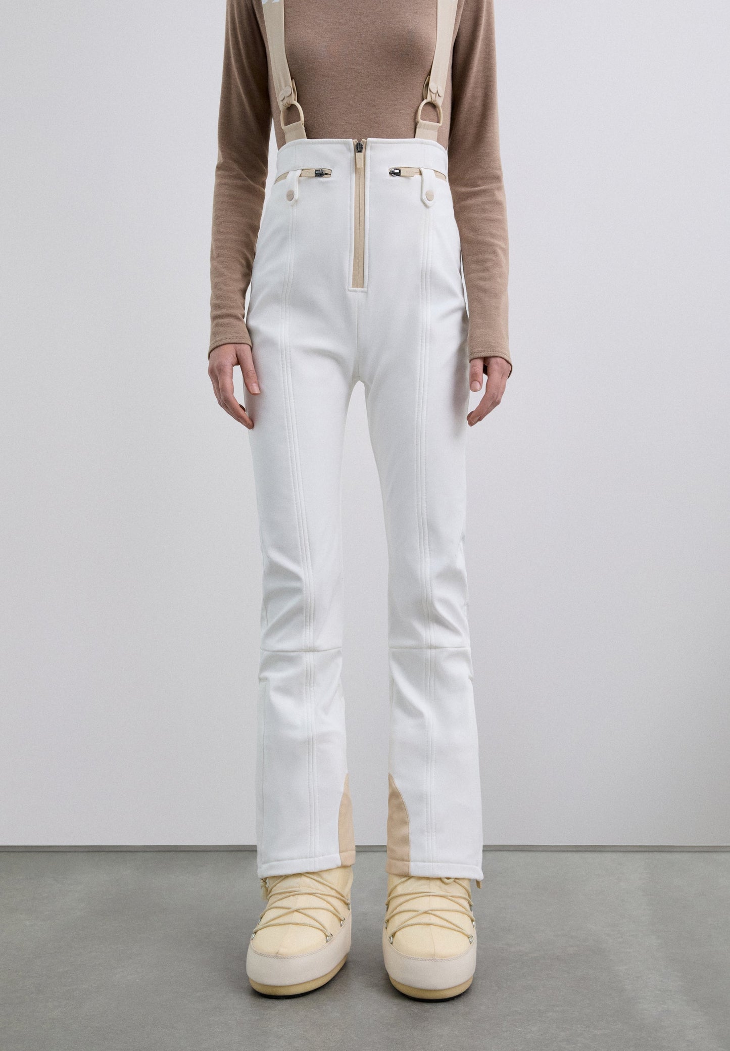 CALÇAS DE ESQUI À BOCA DE SINO