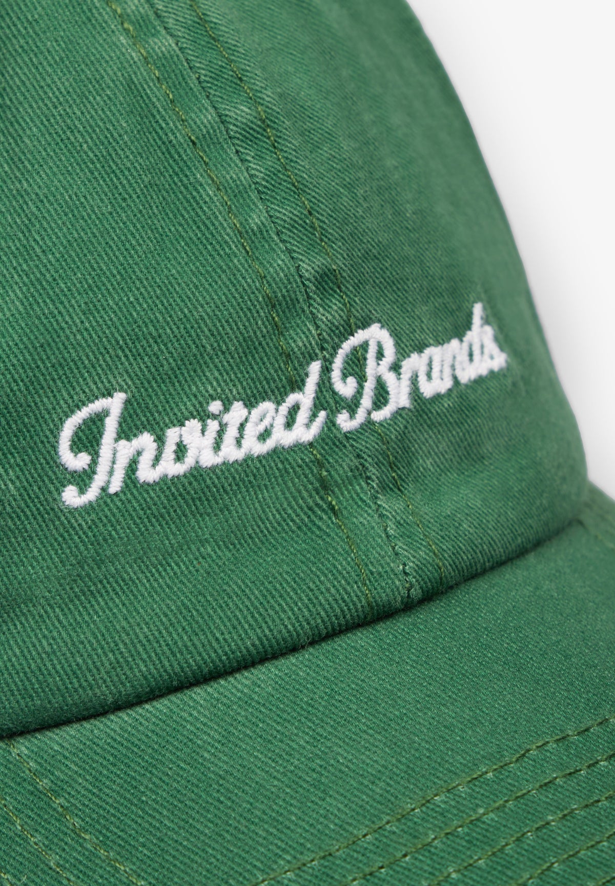 INVITED BRANDS | BONÉ ISOTIPO