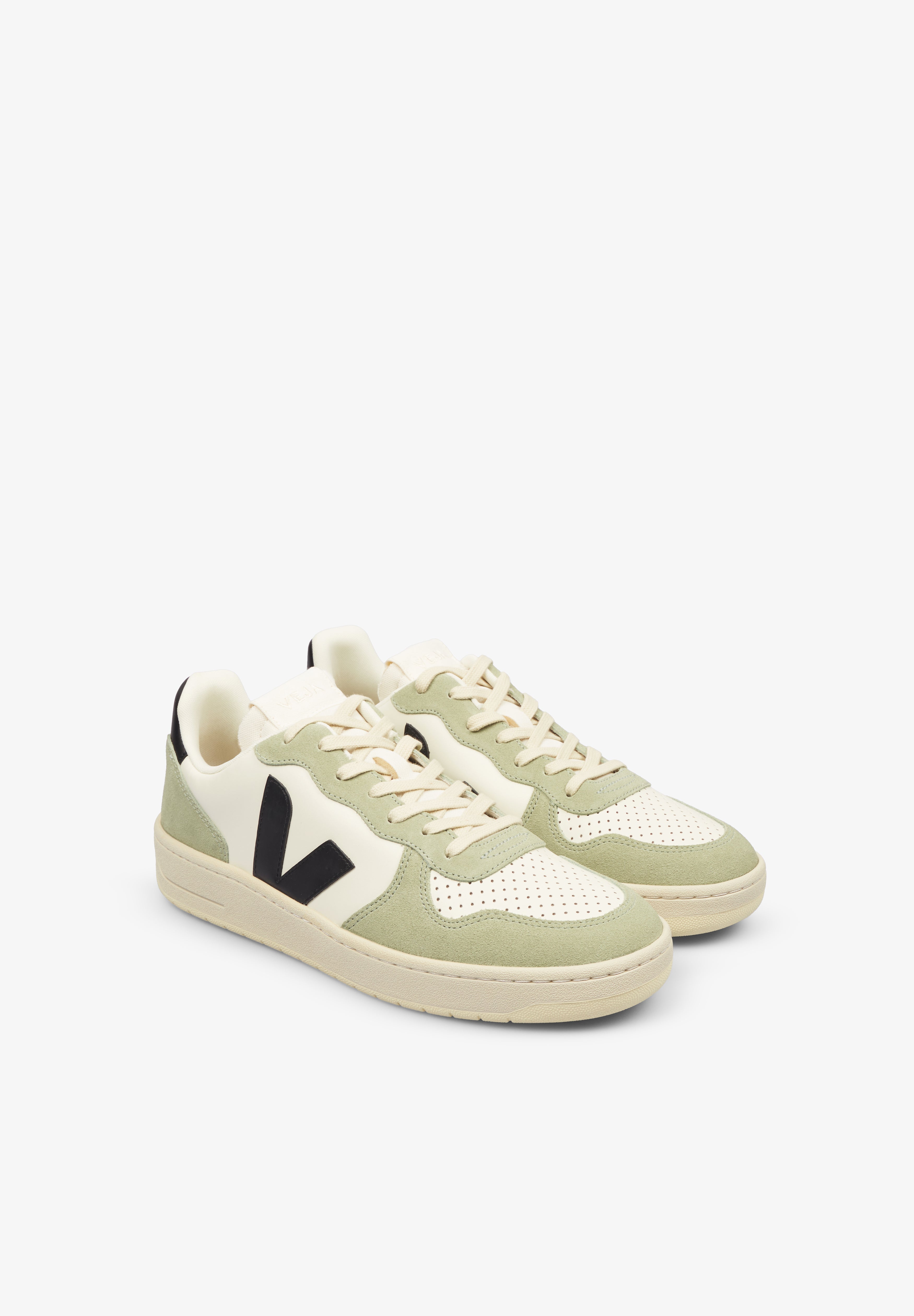 VEJA | SAPATILHAS V-10 LEATHER