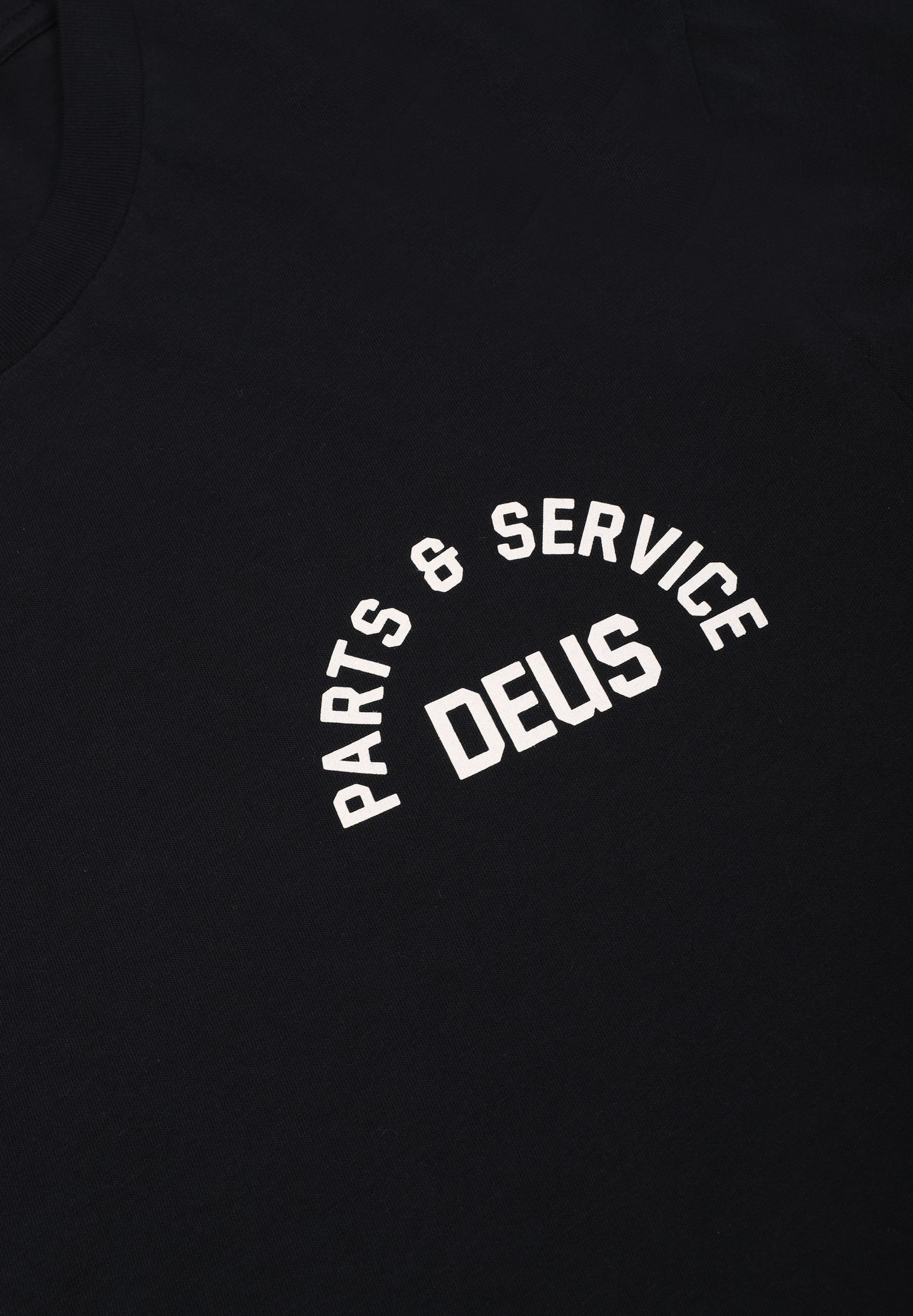 DEUS EX MACHINA | TROOP TEE