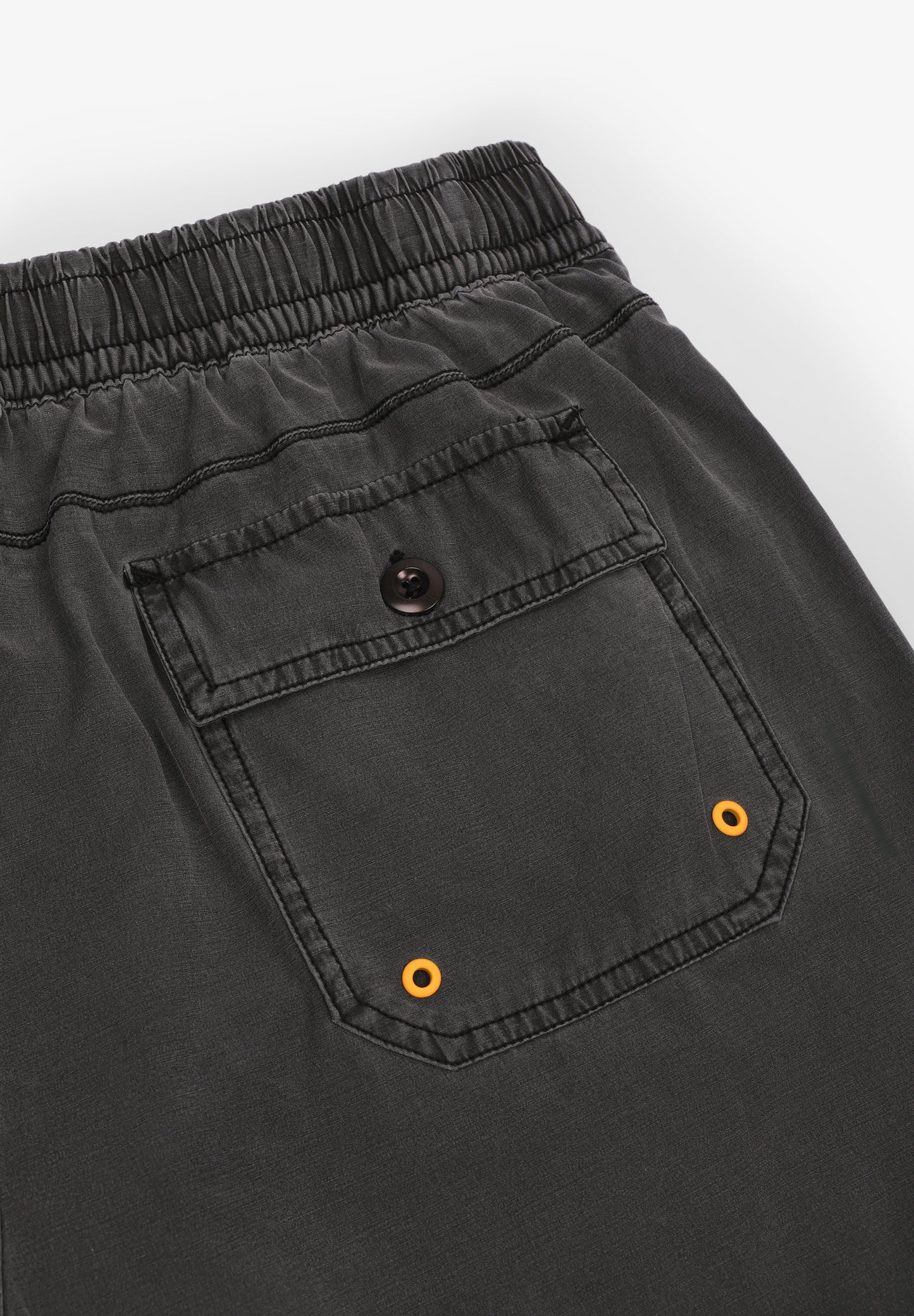 DEUS EX MACHINA | SANDBAR GD SHORT