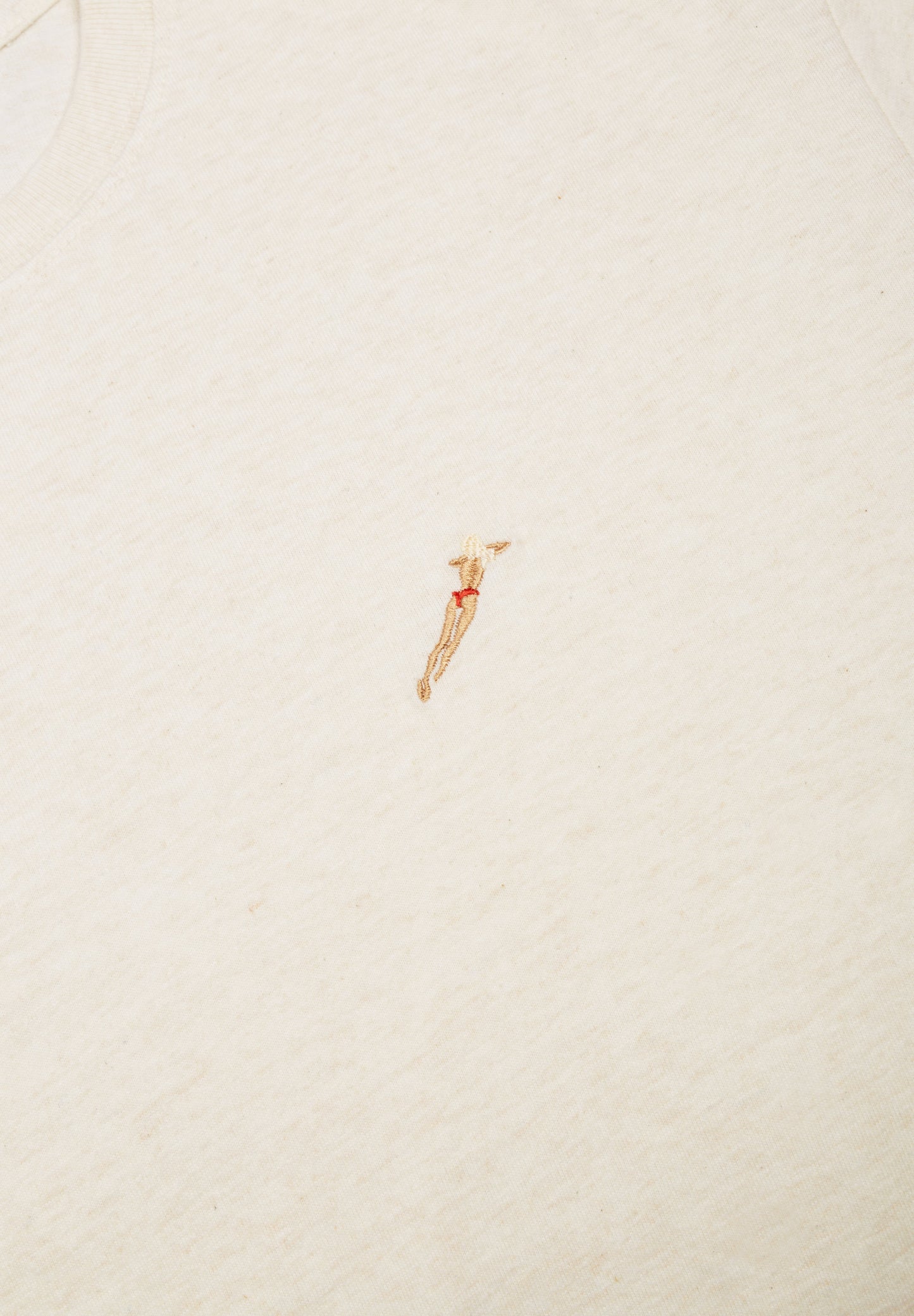 REVOLUTION | T-SHIRT BAT APPLICATION