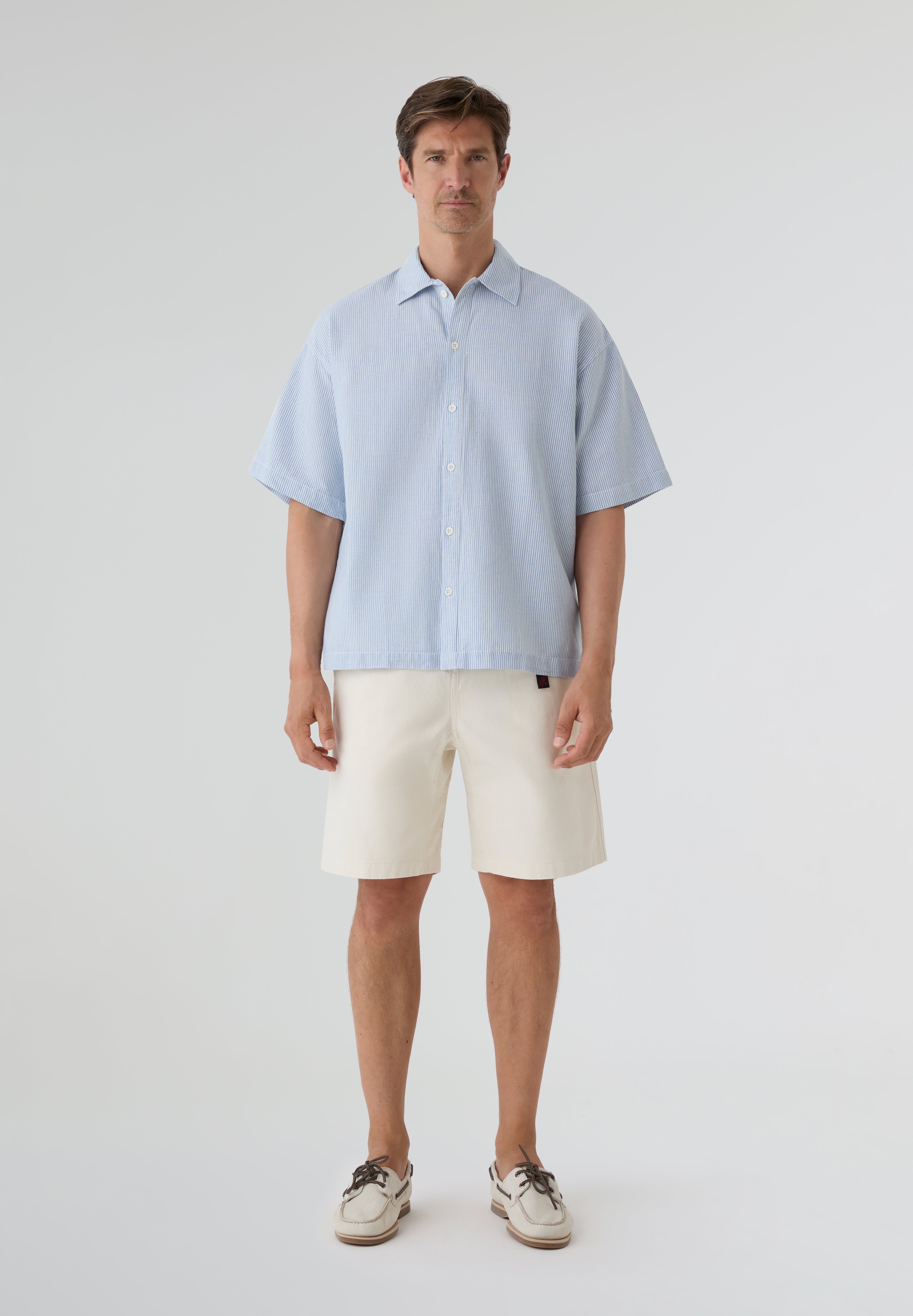 REVOLUTION | OVERSIZE SHORT-SLEEVED SHIRT