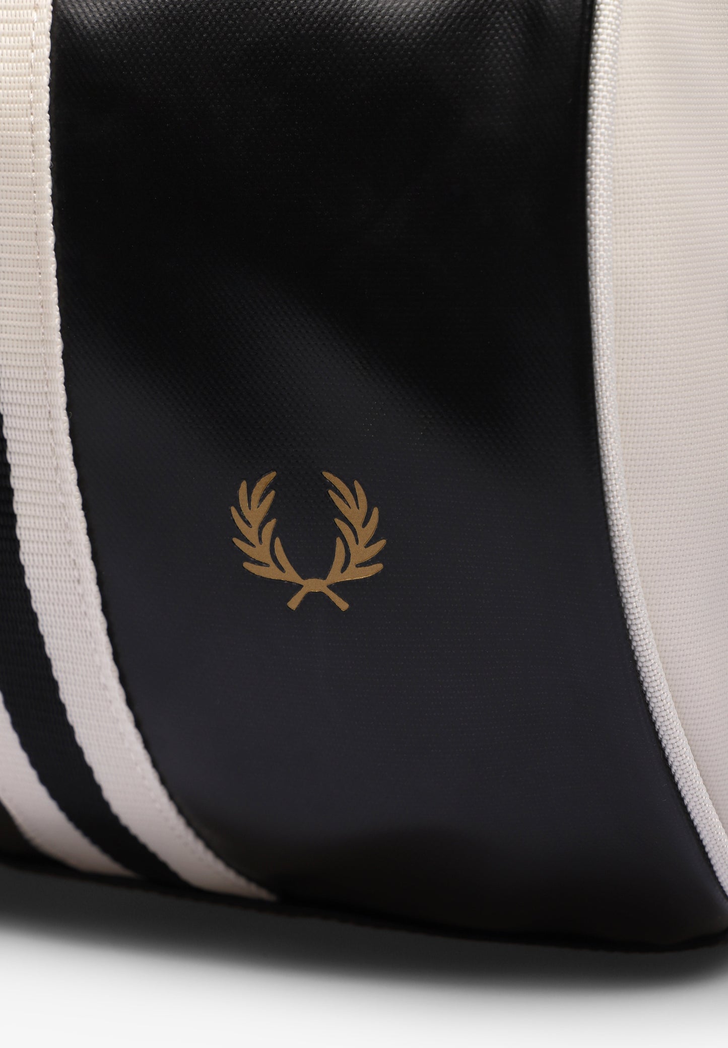 FRED PERRY | CLASSIC BARREL BAG
