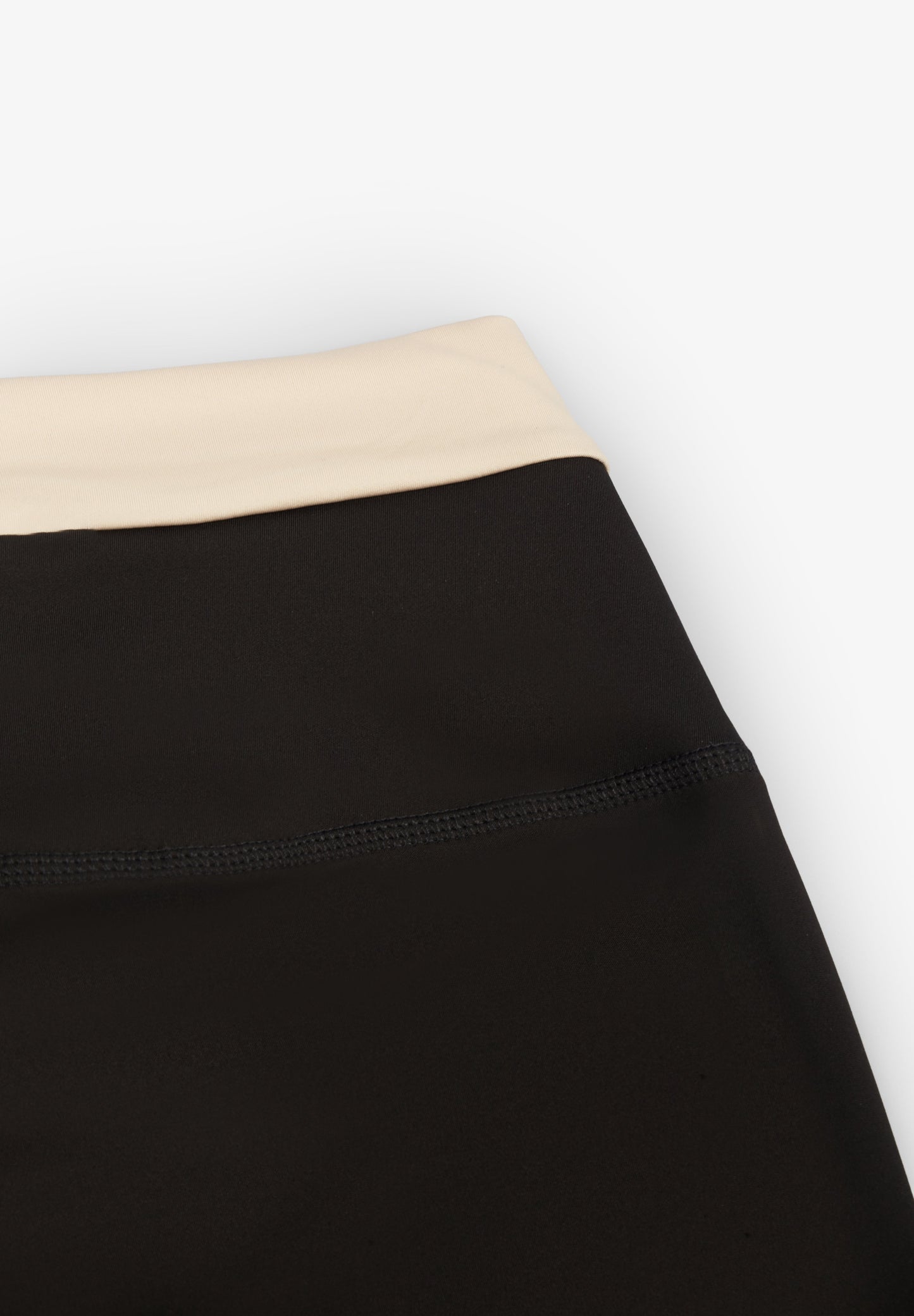 BORN LIVING YOGA | LEGGING FIORELLA
