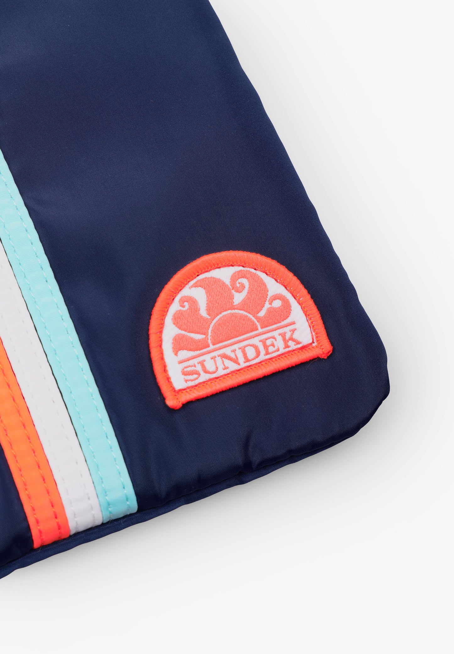SUNDEK | LUDVIG